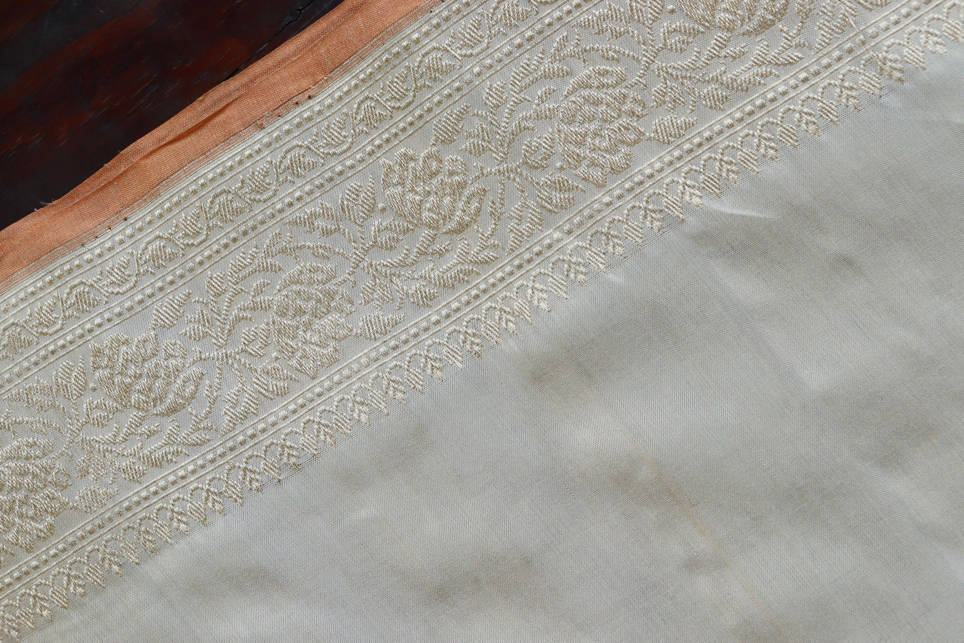 Ivory Tissue Handwoven Silk Saree