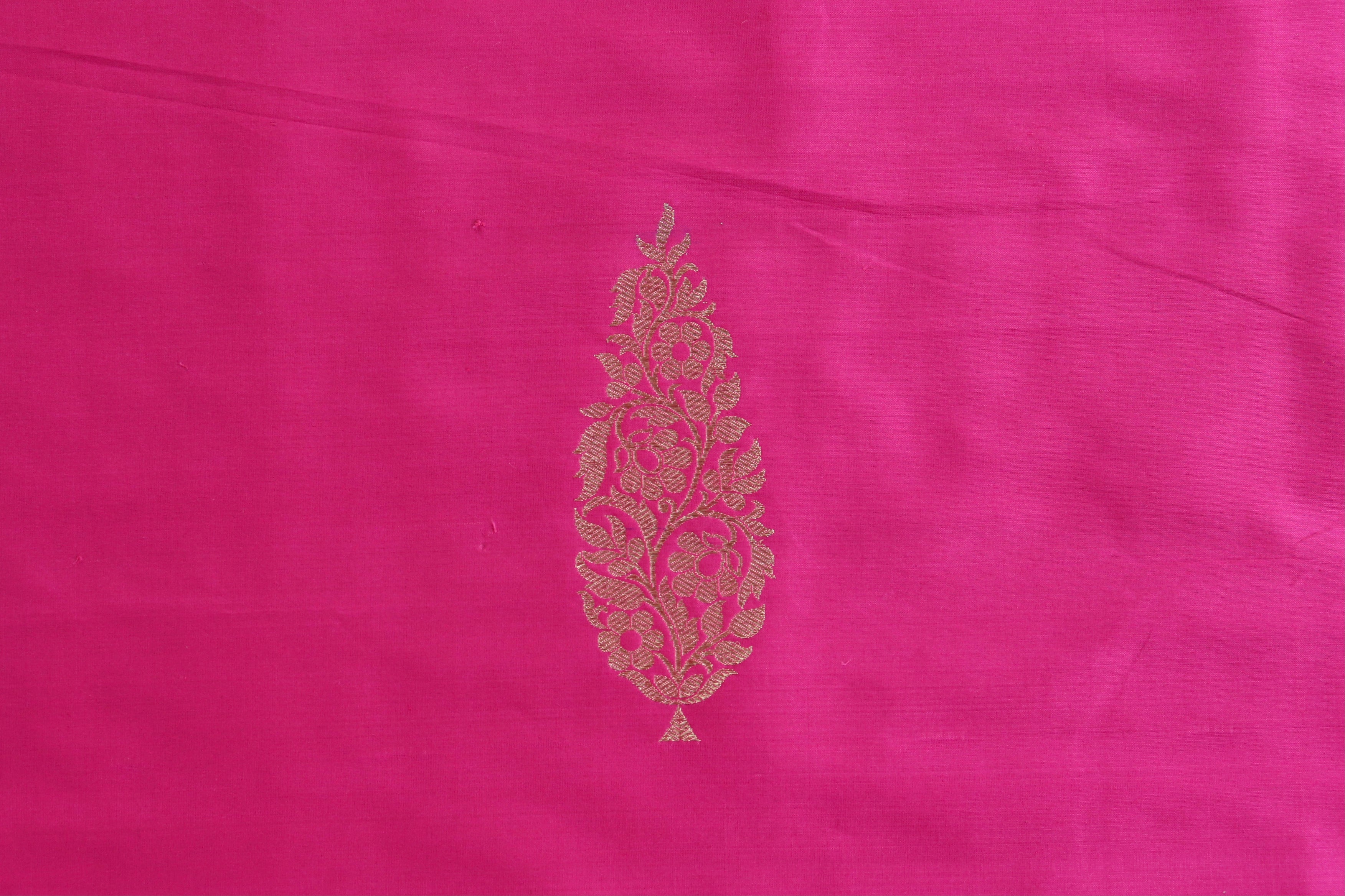 Rani Pink Virsa Handwoven Banarasi Saree