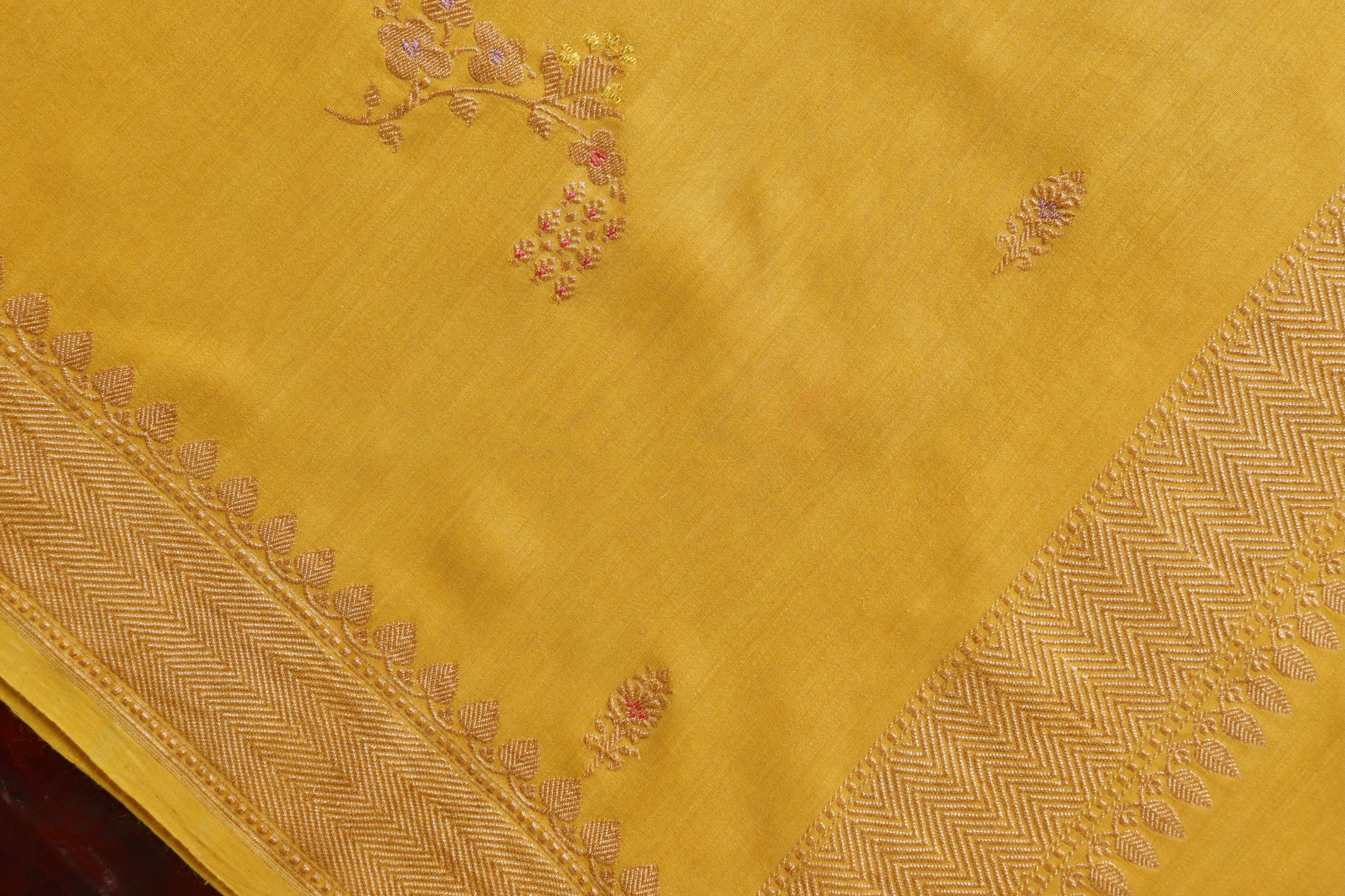 Mango Yellow Kadhua Meenadar Munga Silk Handloom Saree