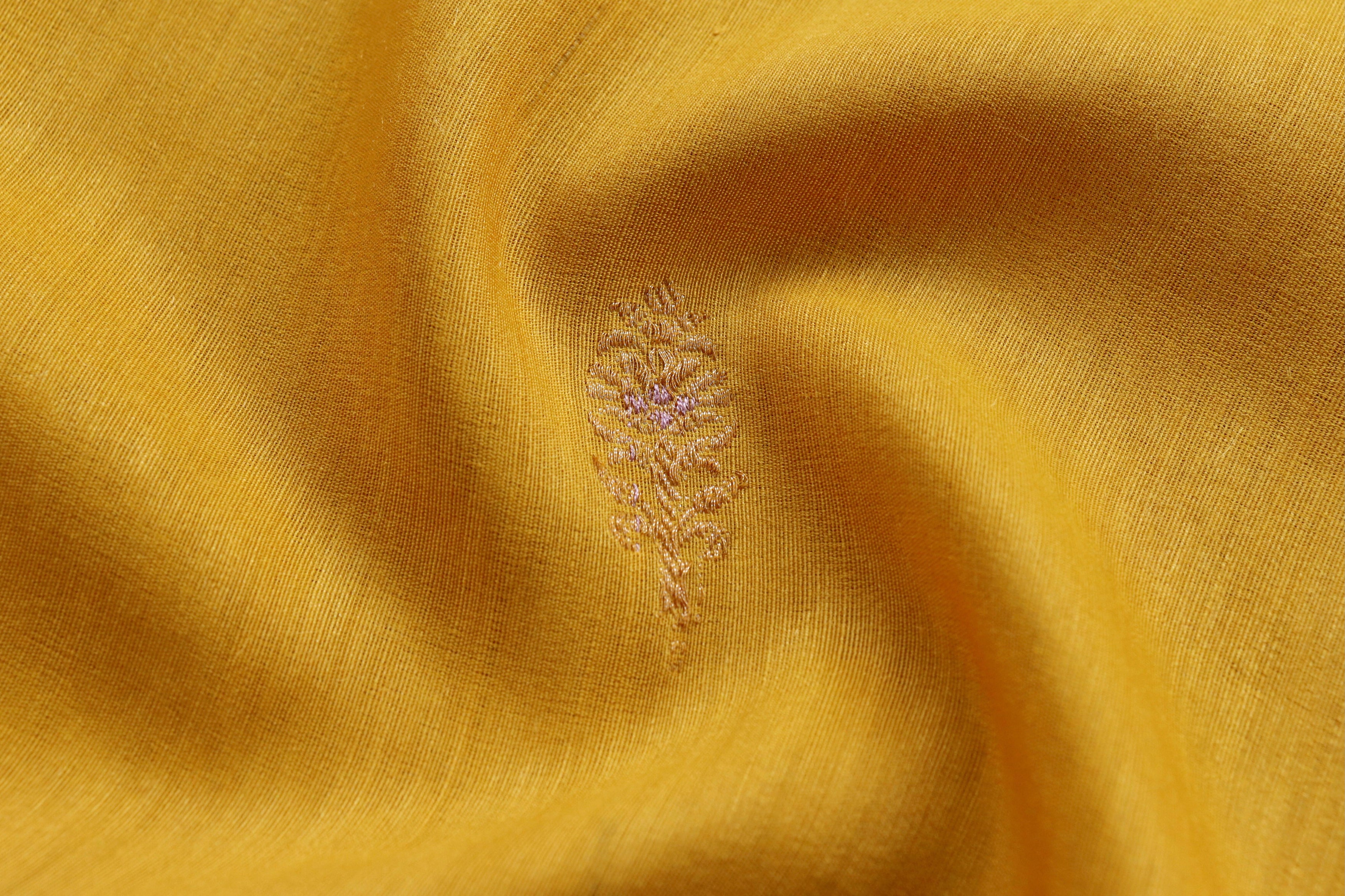 Mango Yellow Kadhua Meenadar Munga Silk Handloom Saree