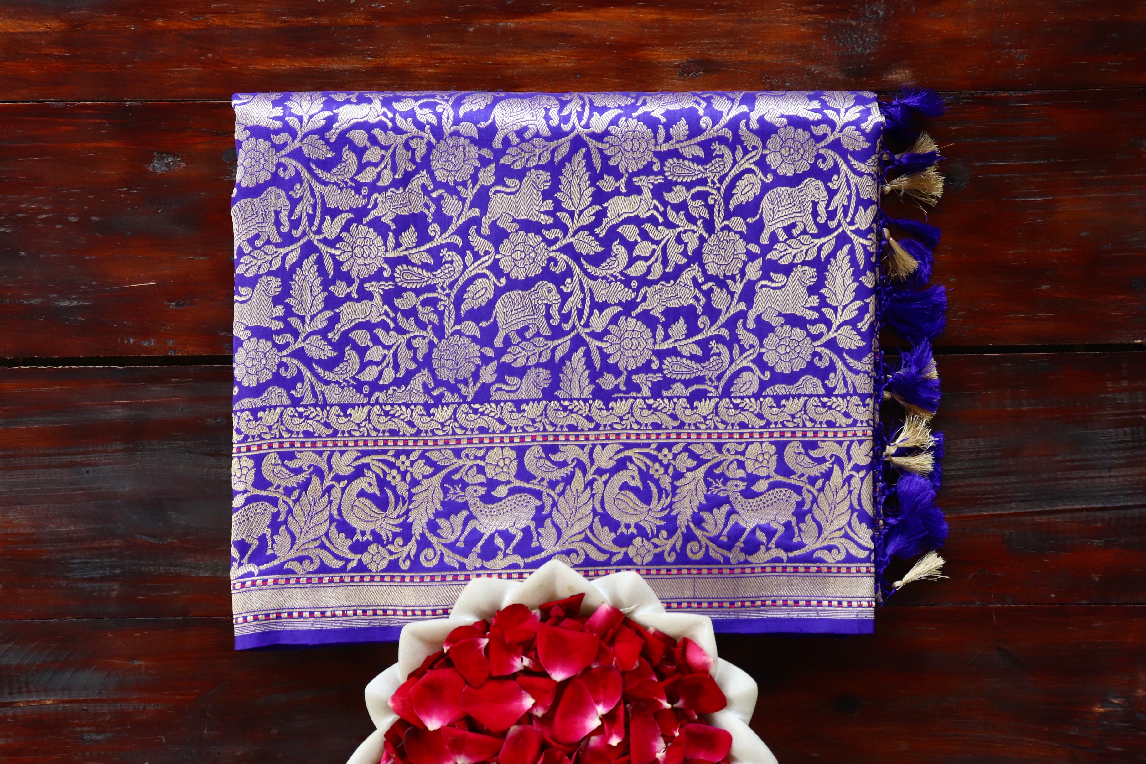 Purple Tanchoi Shikargah Pure Silk Handloom Banarasi Saree