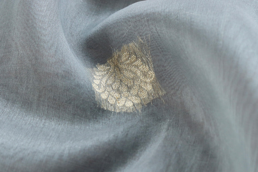 Border close-up on Grey Sona Rupa Kora dupatta