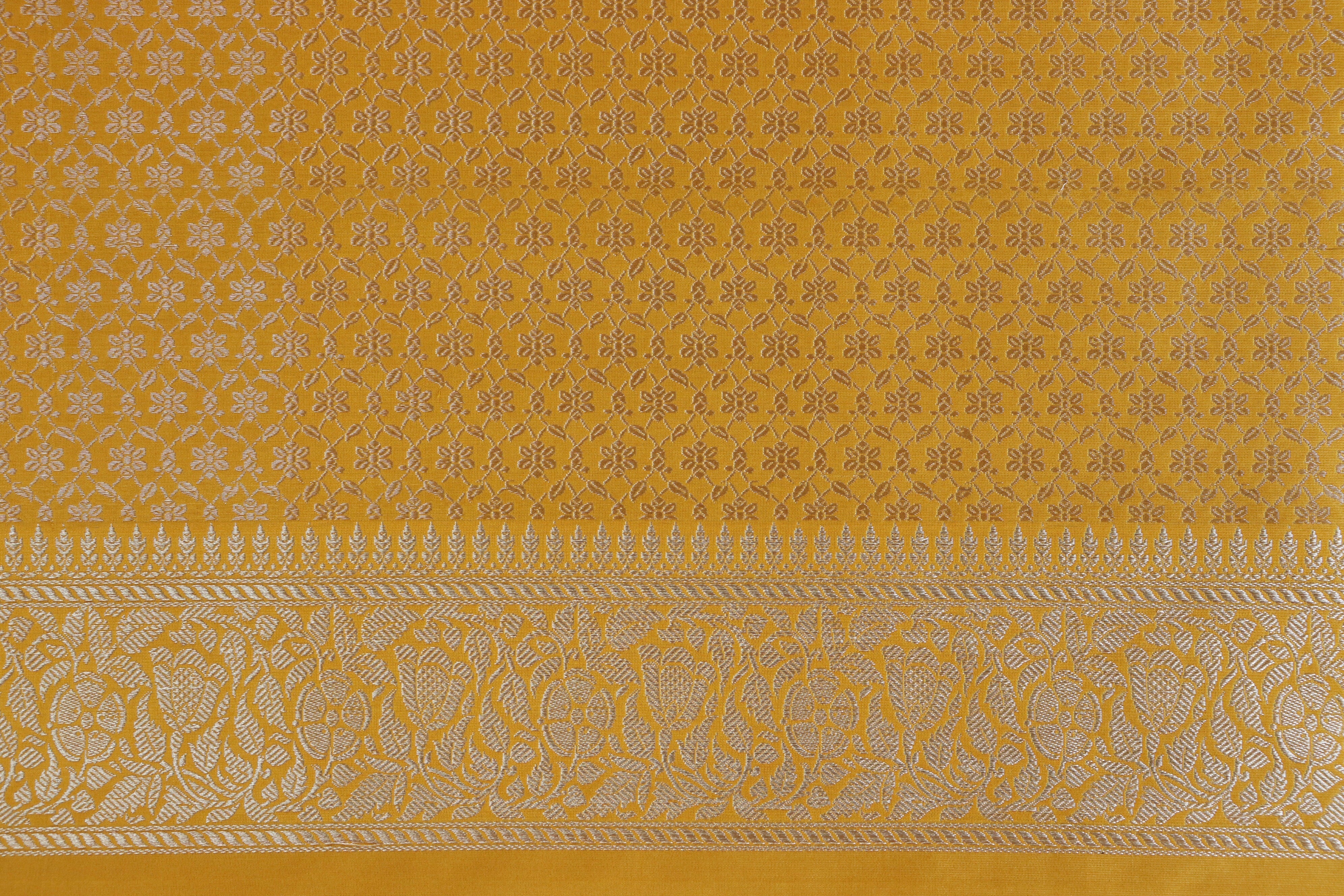 Yellow Kadhua Motif Pure Silk Handloom Banarasi Saree