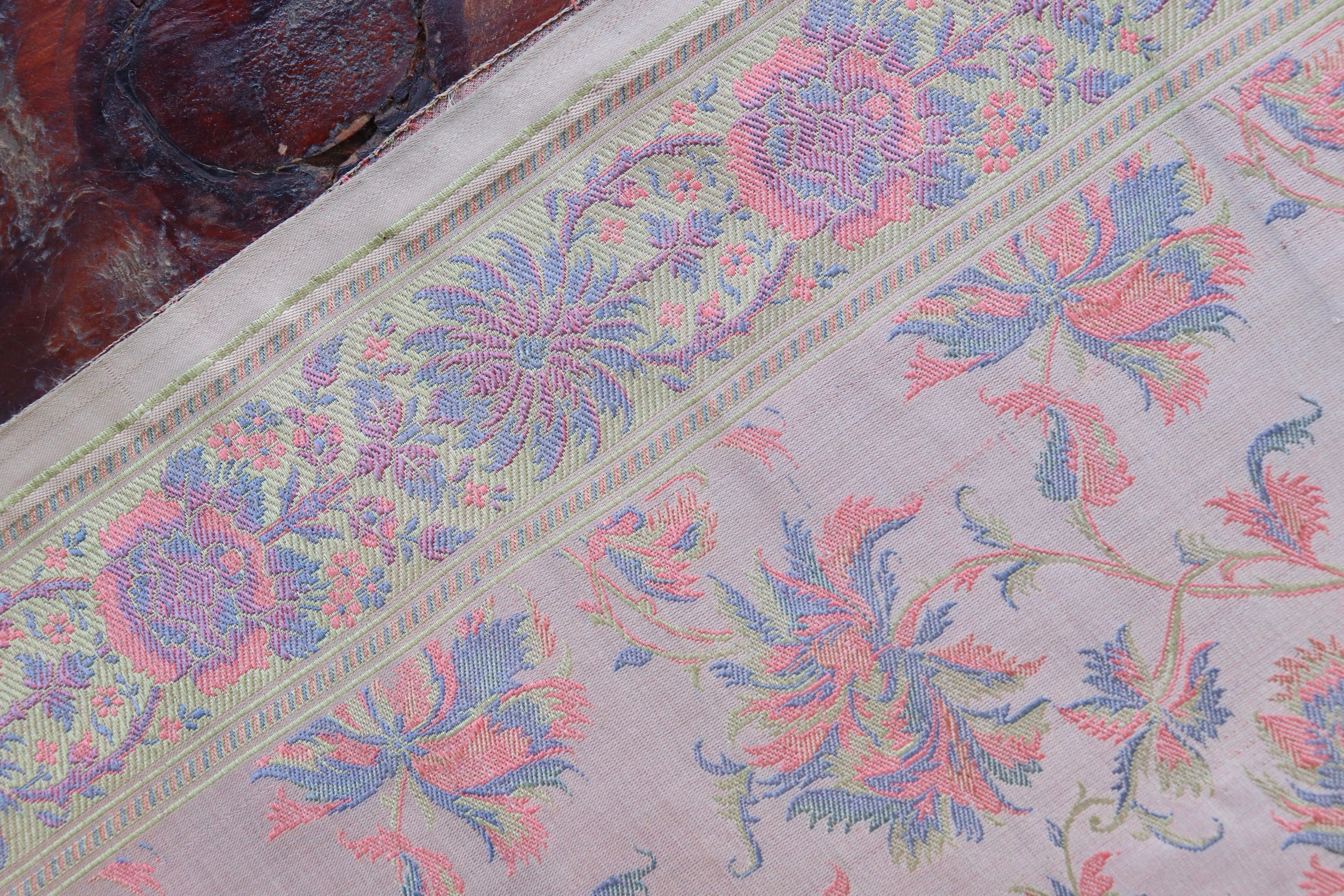 Grey Multi Colour Jamawar Tanchoi Satin Silk Saree