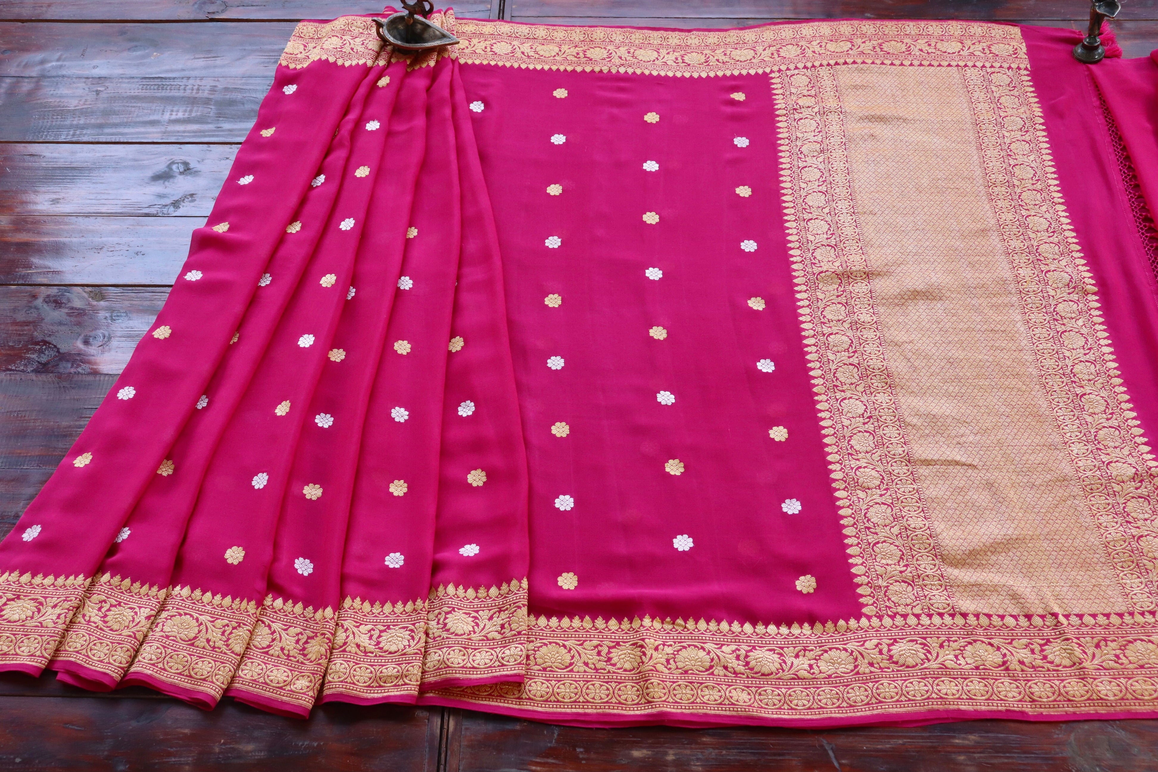 Magenta Sona Rupa Kadhua Georgette Handwoven Saree