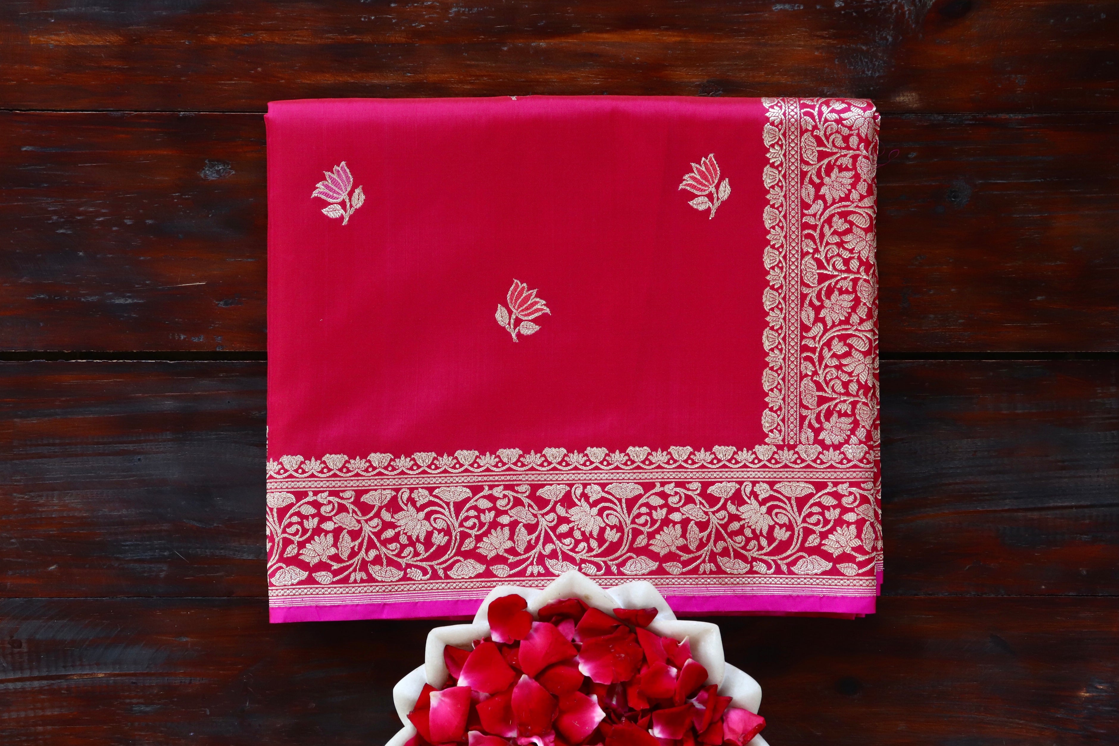 Rani Pink Lotus Motif Pure Katan Silk Handloom Banarasi Saree