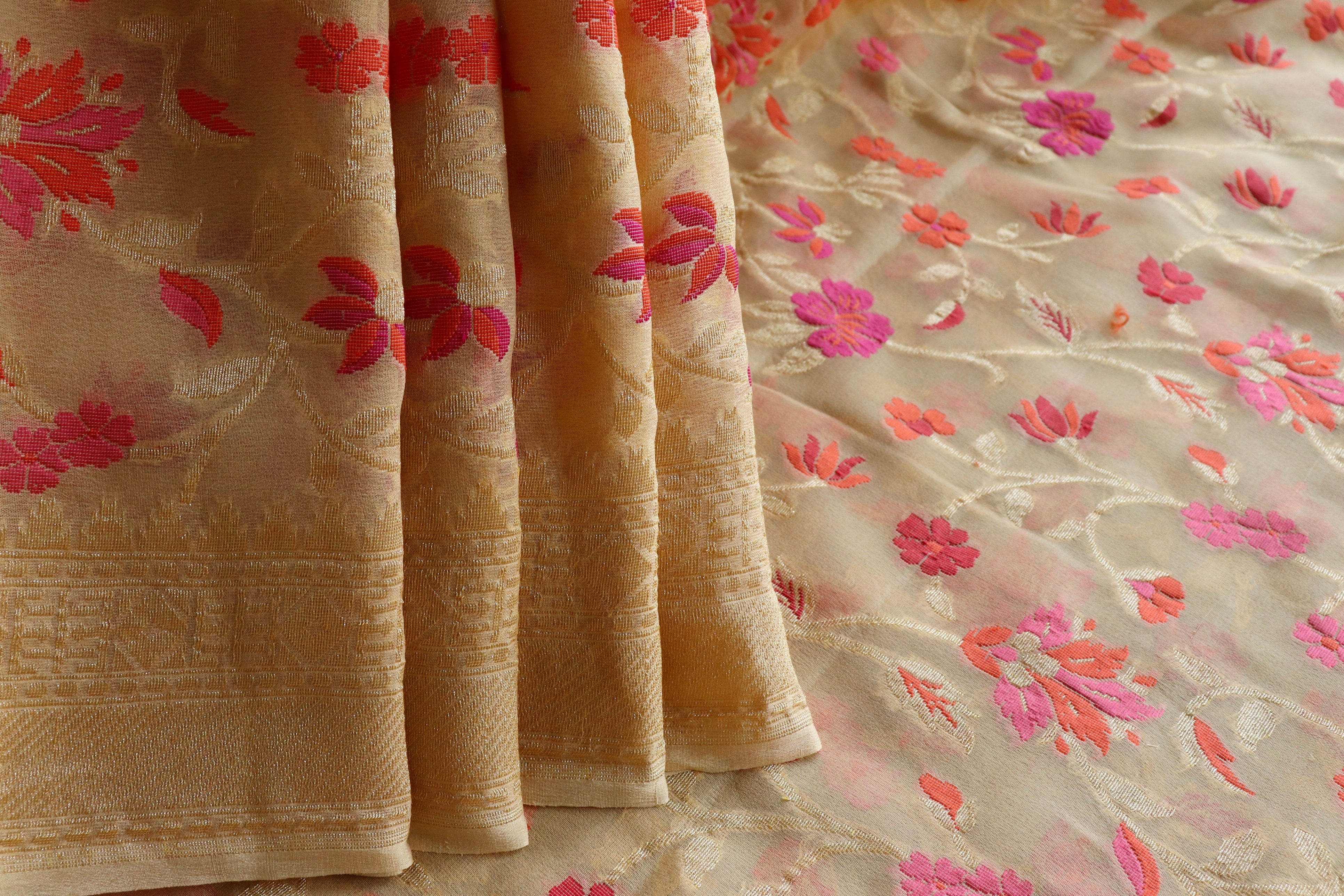 Light Yellow Cutwork Jangla Banarasi Georgette Silk Handloom Saree