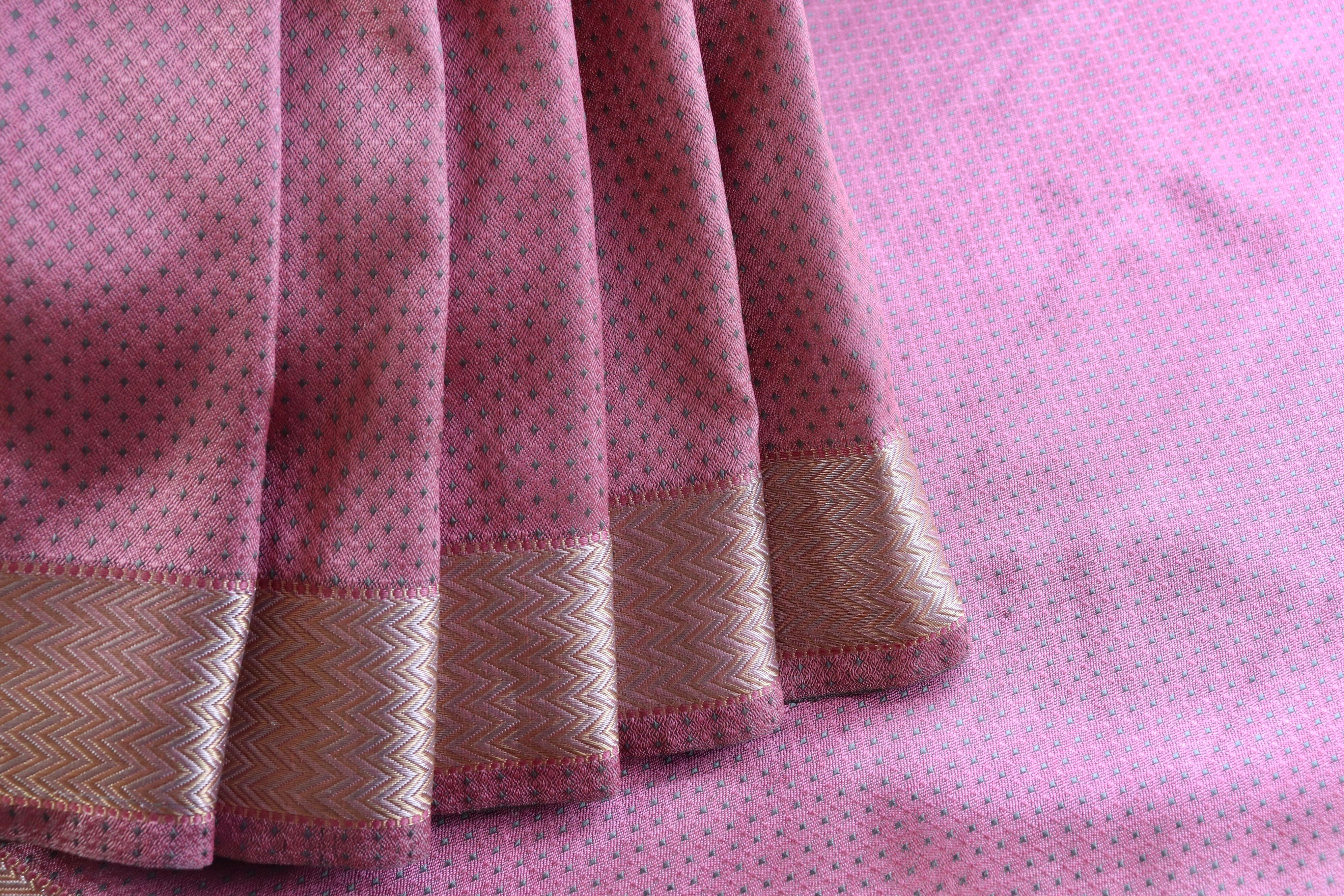 Pink And Grey Do Rukhi Resham Handwoven Banarasi Tanchoi Silk Saree