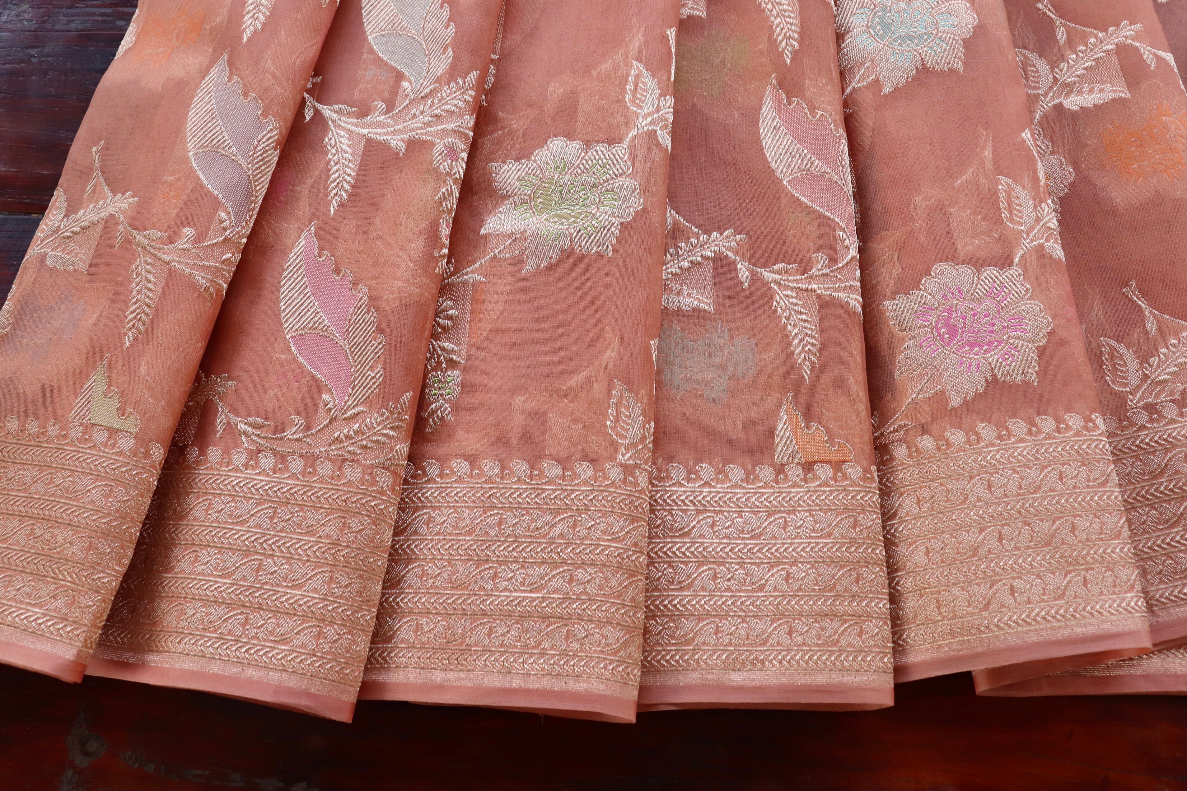Peach Kadhua Kora Jangla Handwoven Saree