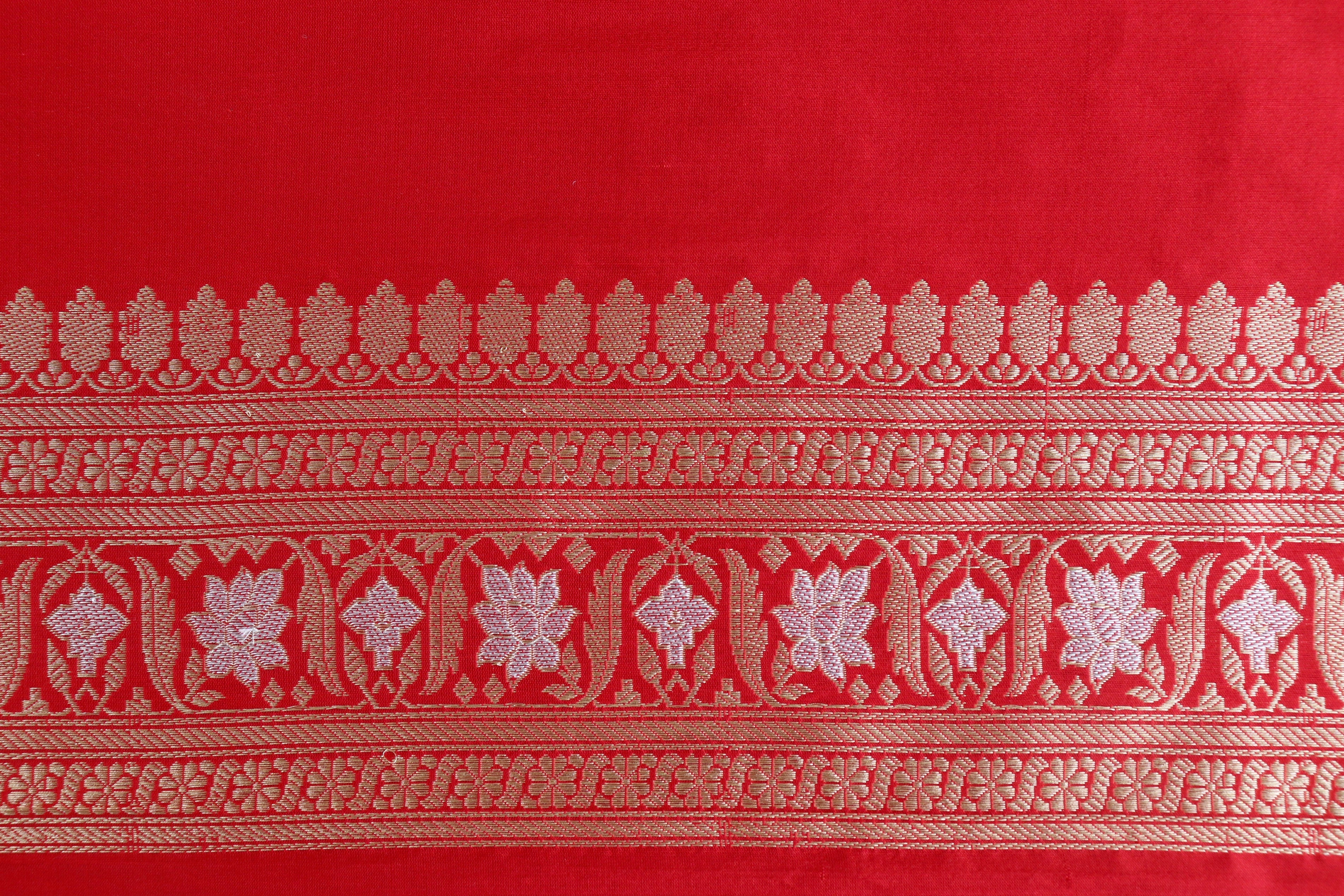 Multicolor Banarasi Rangkaat Pure Silk Handloom Saree