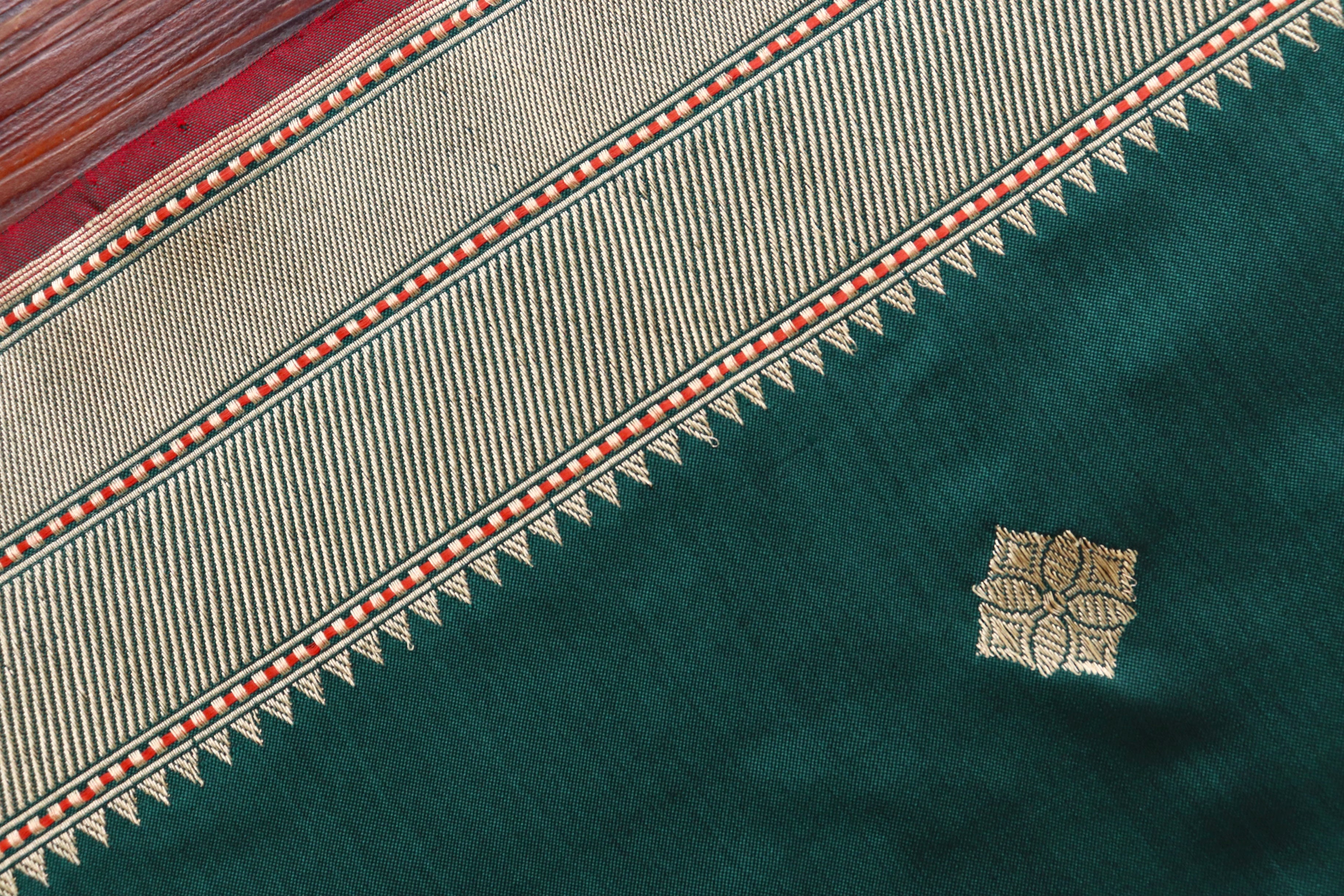 Bottle Green Kadhua Motif Pure Katan Silk Handloom Saree