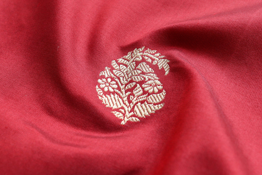 Aanchal motif on Maroon Kairy Banarasi saree