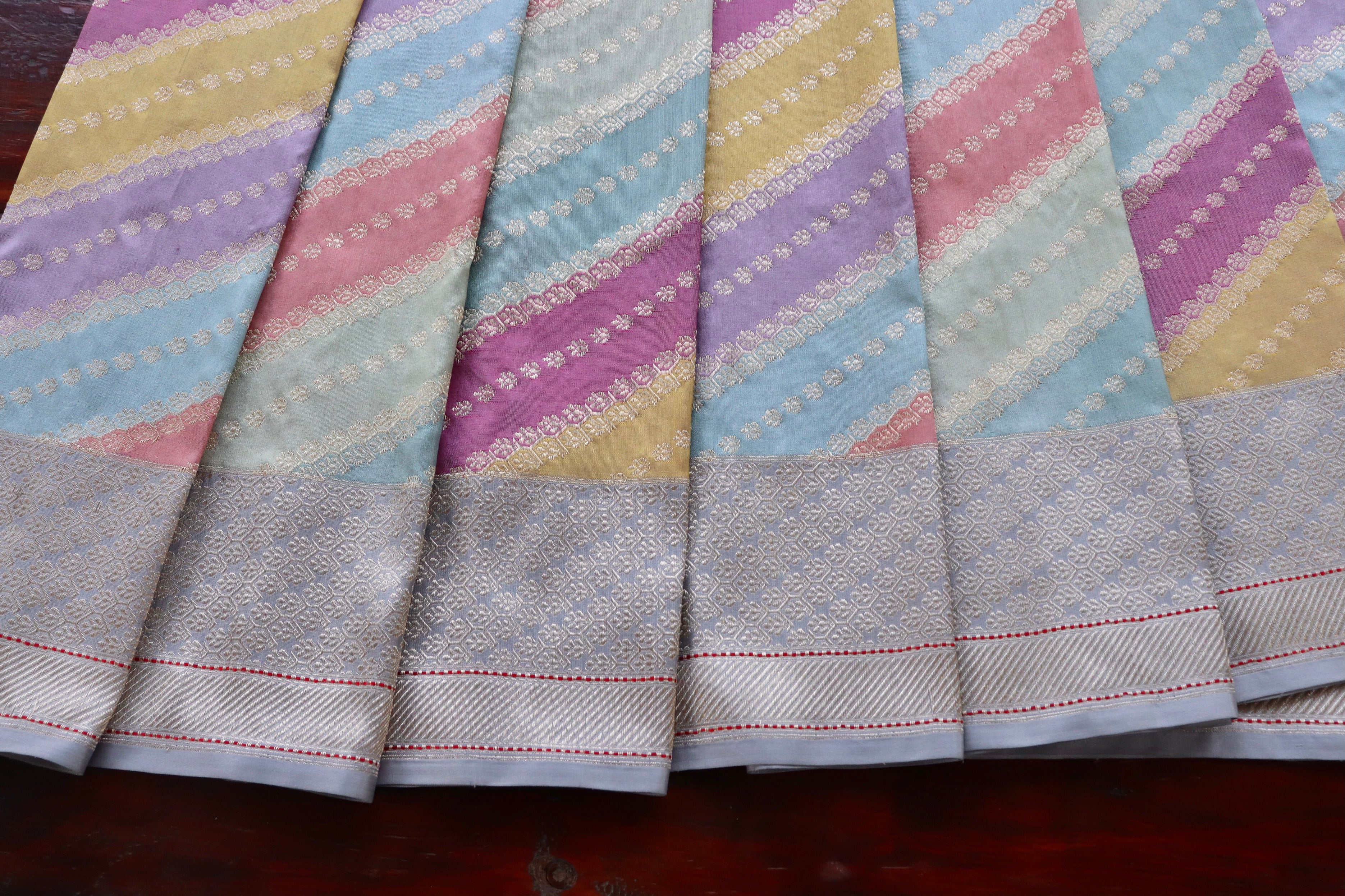 Multicolor Grey Banarasi Rangkaat Pure Silk Handloom Saree