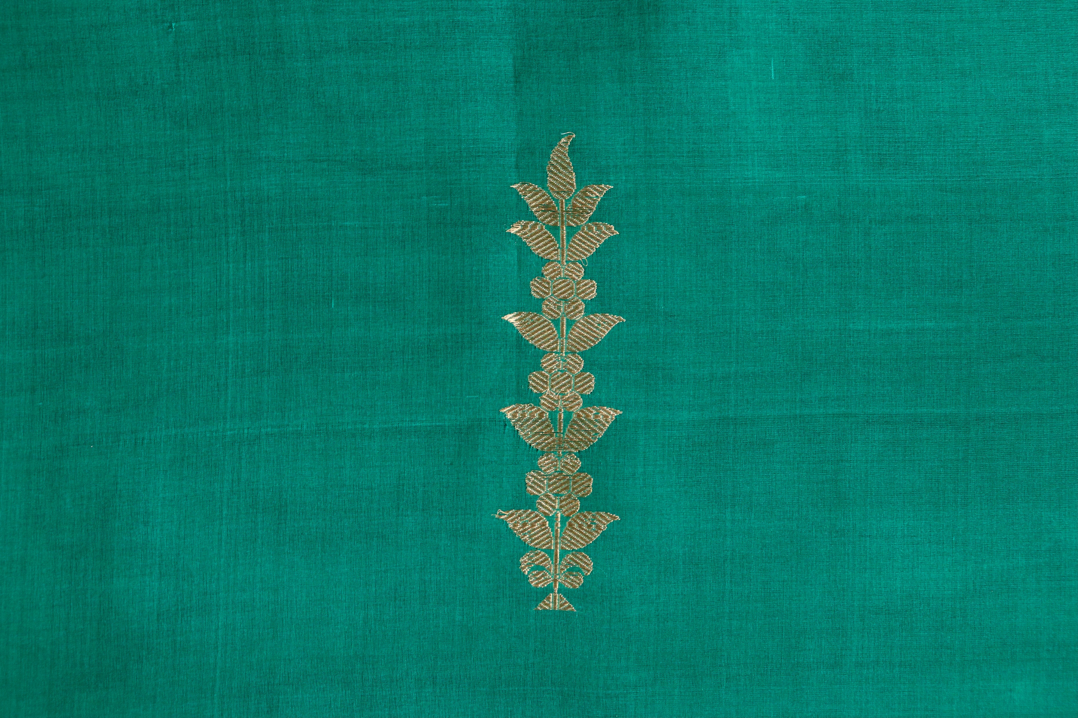 Rama Green Virsa Handwoven Banarasi Kora Silk Saree