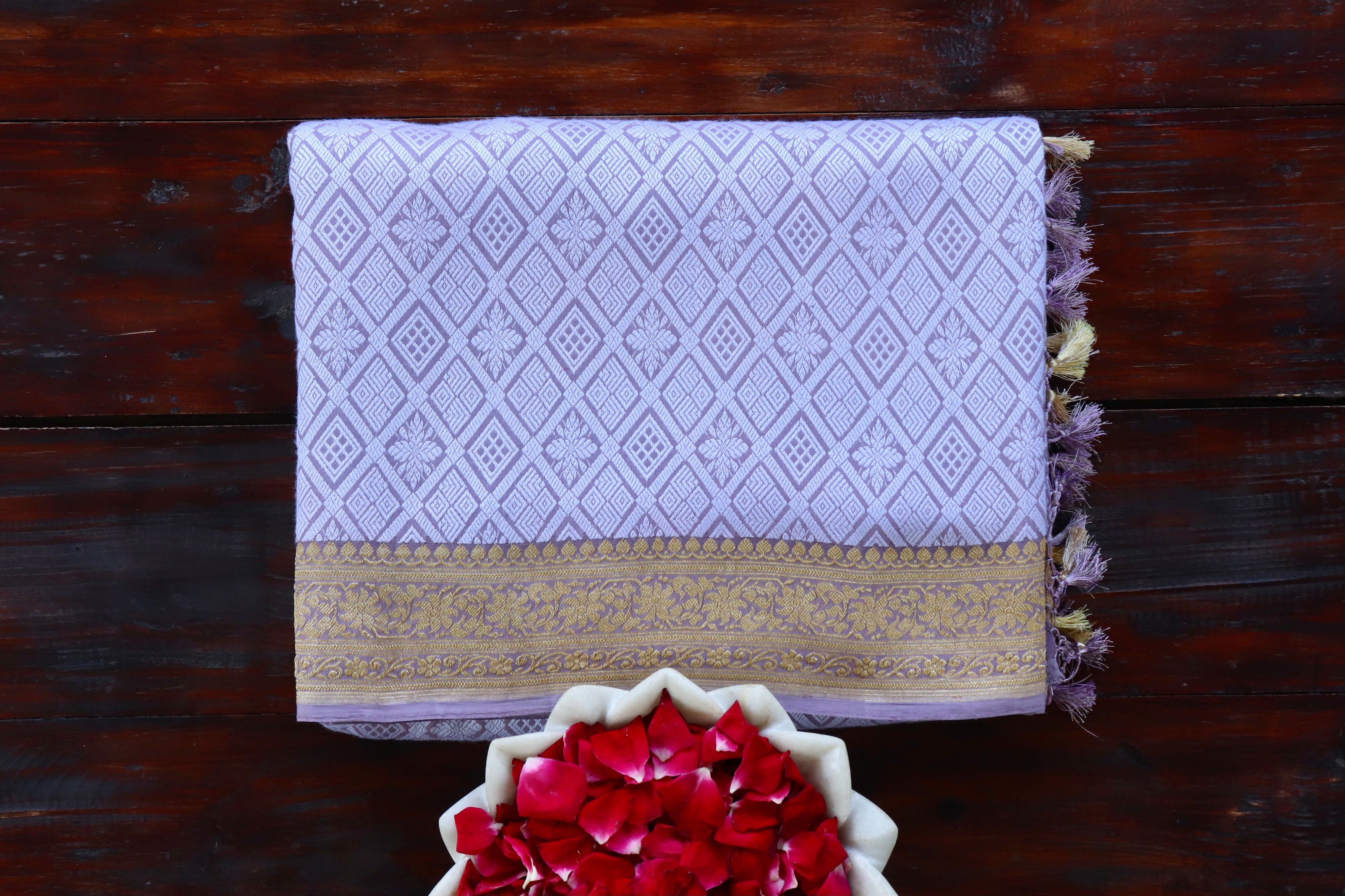 Lilac Handwoven Banarasi Tanchoi Silk Saree