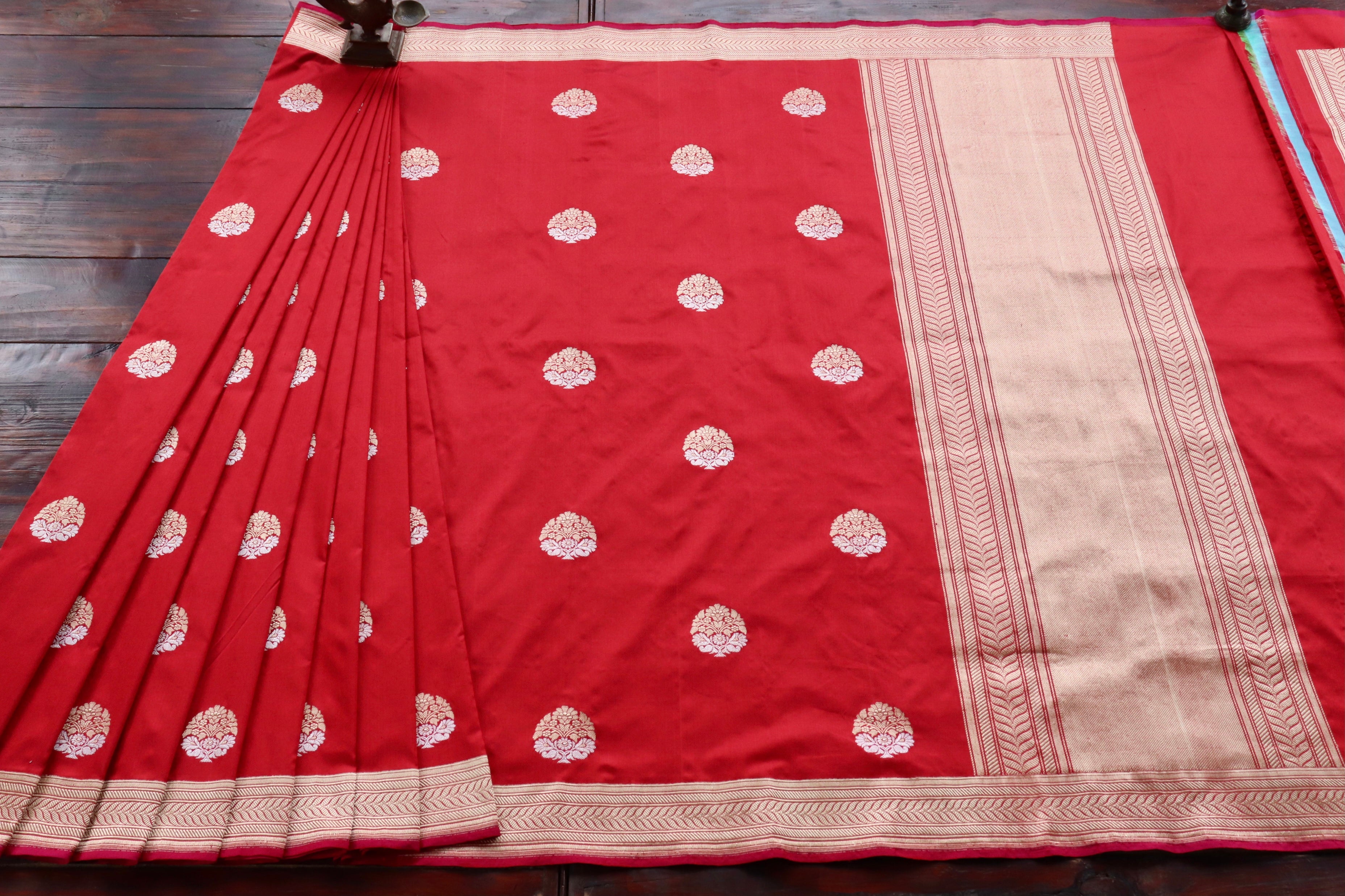 Red Sona Rupa Pure Silk Handloom Banarasi Saree