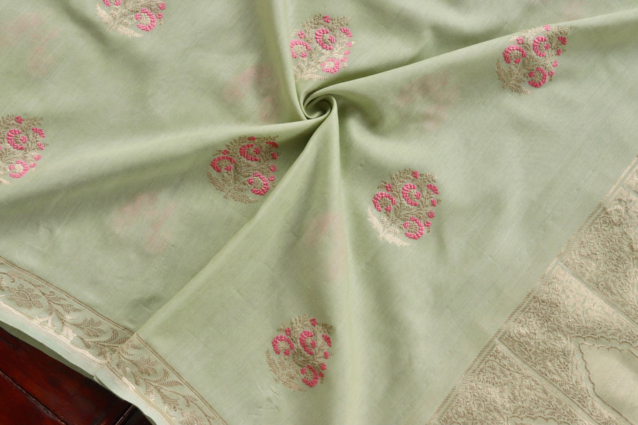 Pista Green Kadhua Meenadar Munga Silk Dupatta | Stuti Weaves