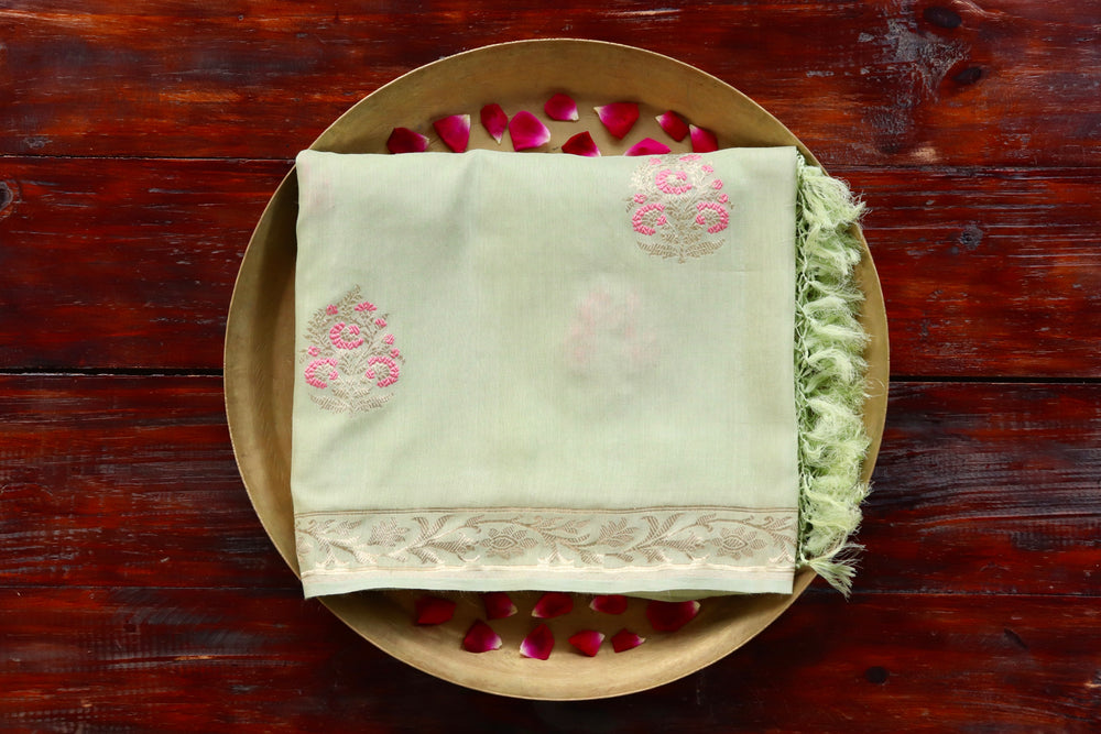 Pista Green Kadhua Meenadar Munga Silk Dupatta | Stuti Weaves