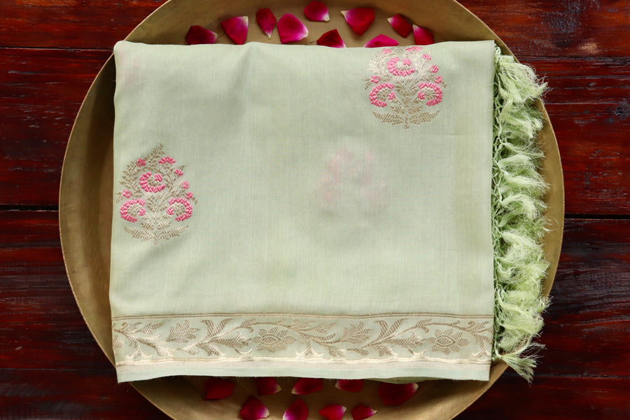 Pista Green Kadhua Meenadar Munga Silk Dupatta | Stuti Weaves