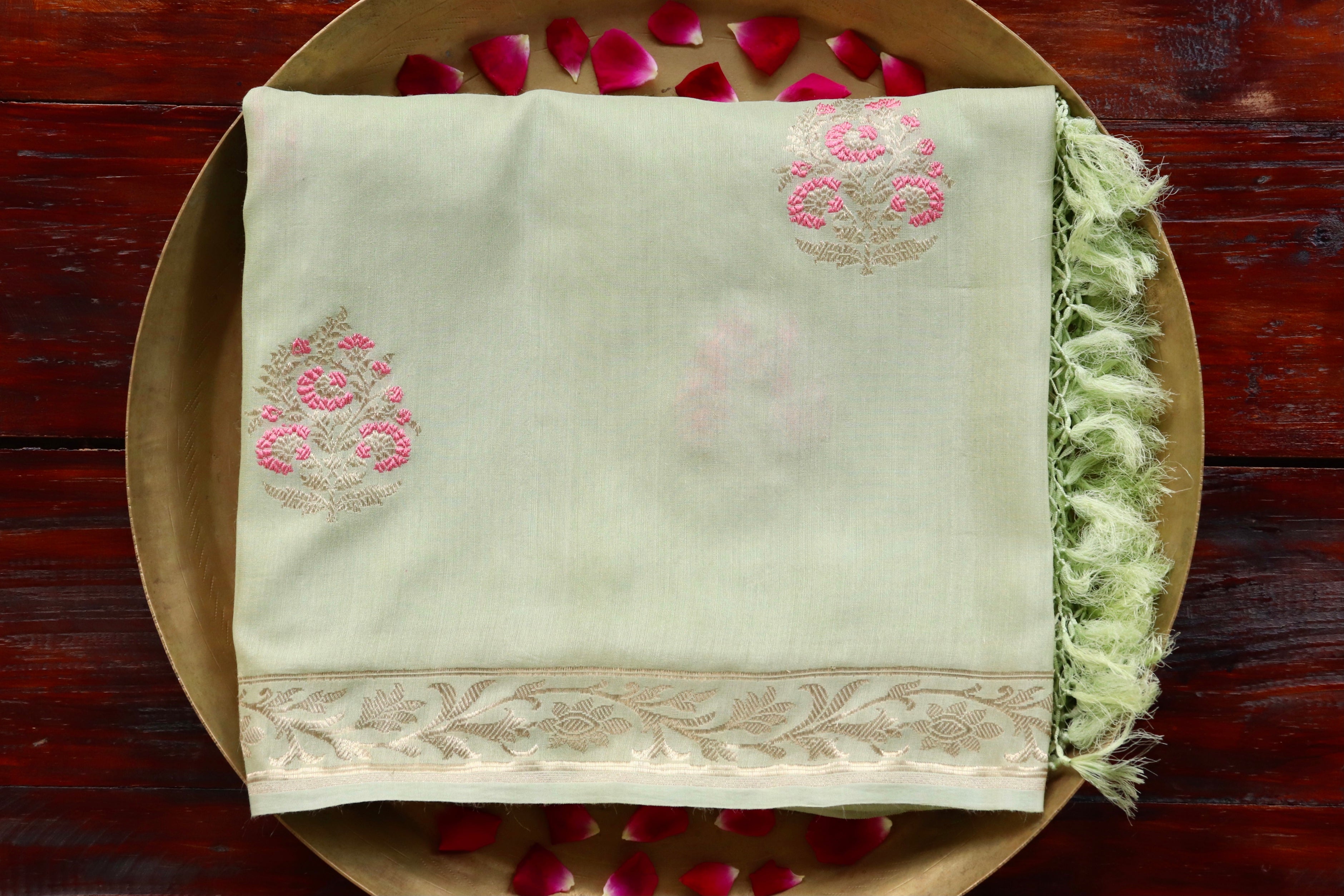 Pista Green Kadhua Meenadar Munga Silk Dupatta | Stuti Weaves