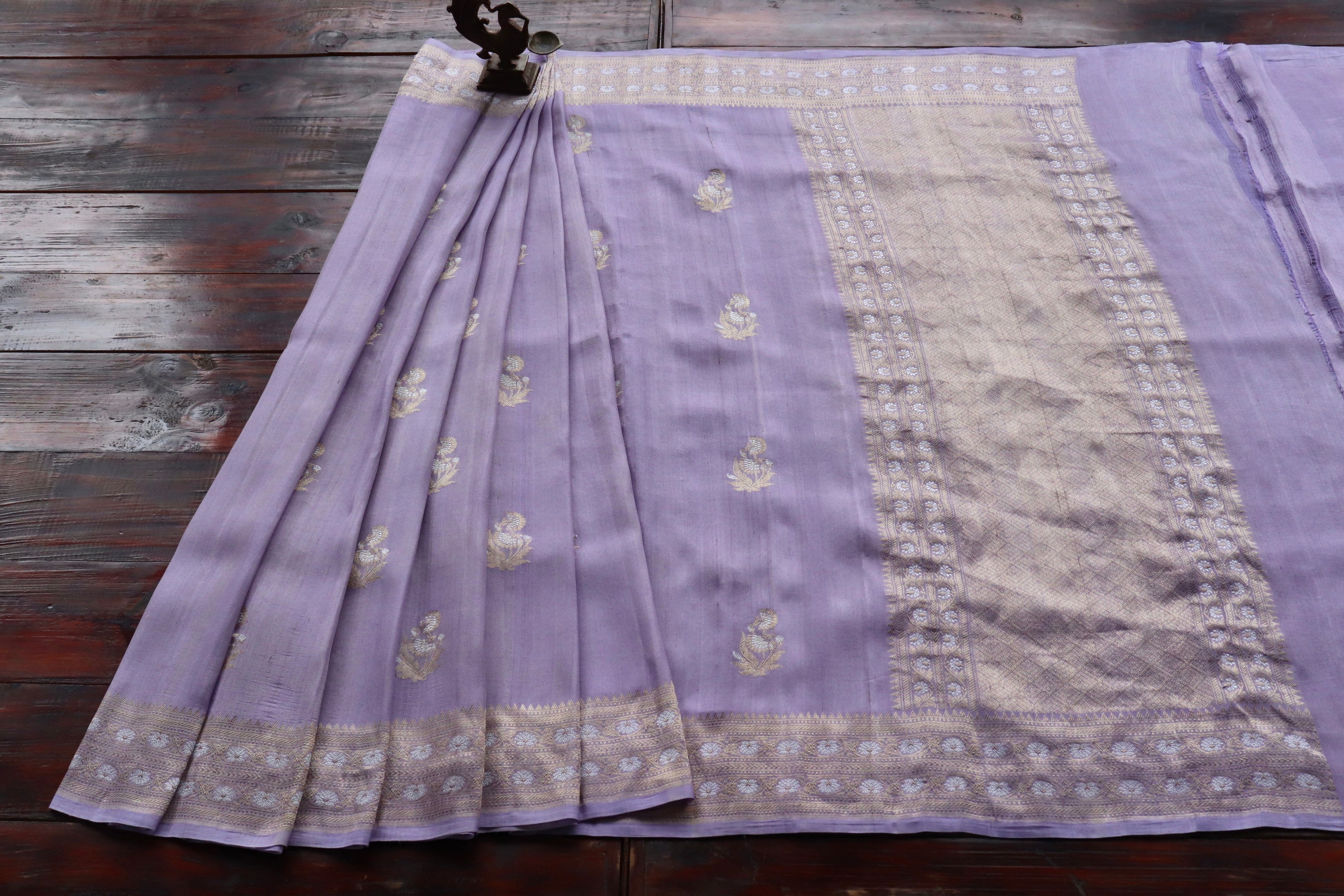 Lilac Guldasta Motif Handwoven Tussar Silk Saree