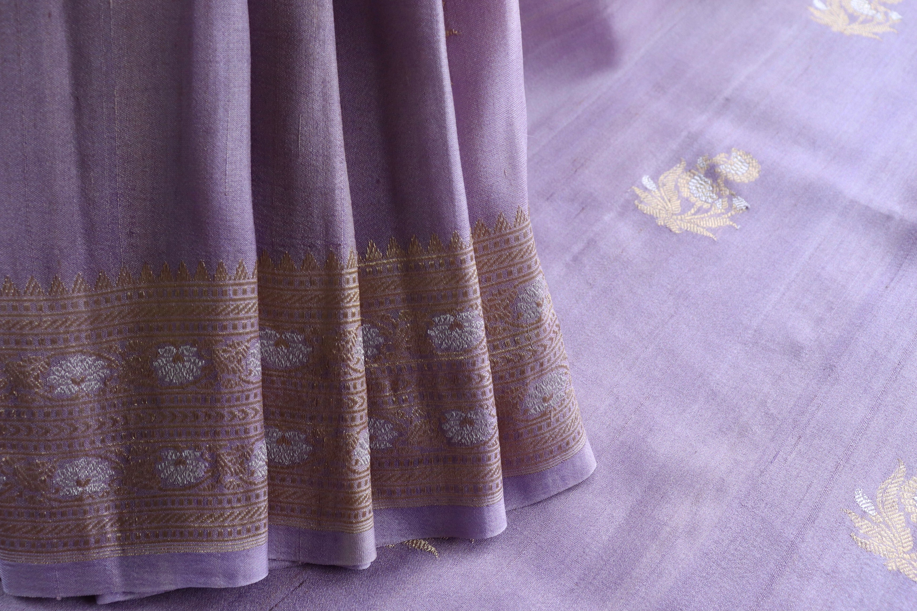 Lilac Guldasta Motif Handwoven Tussar Silk Saree