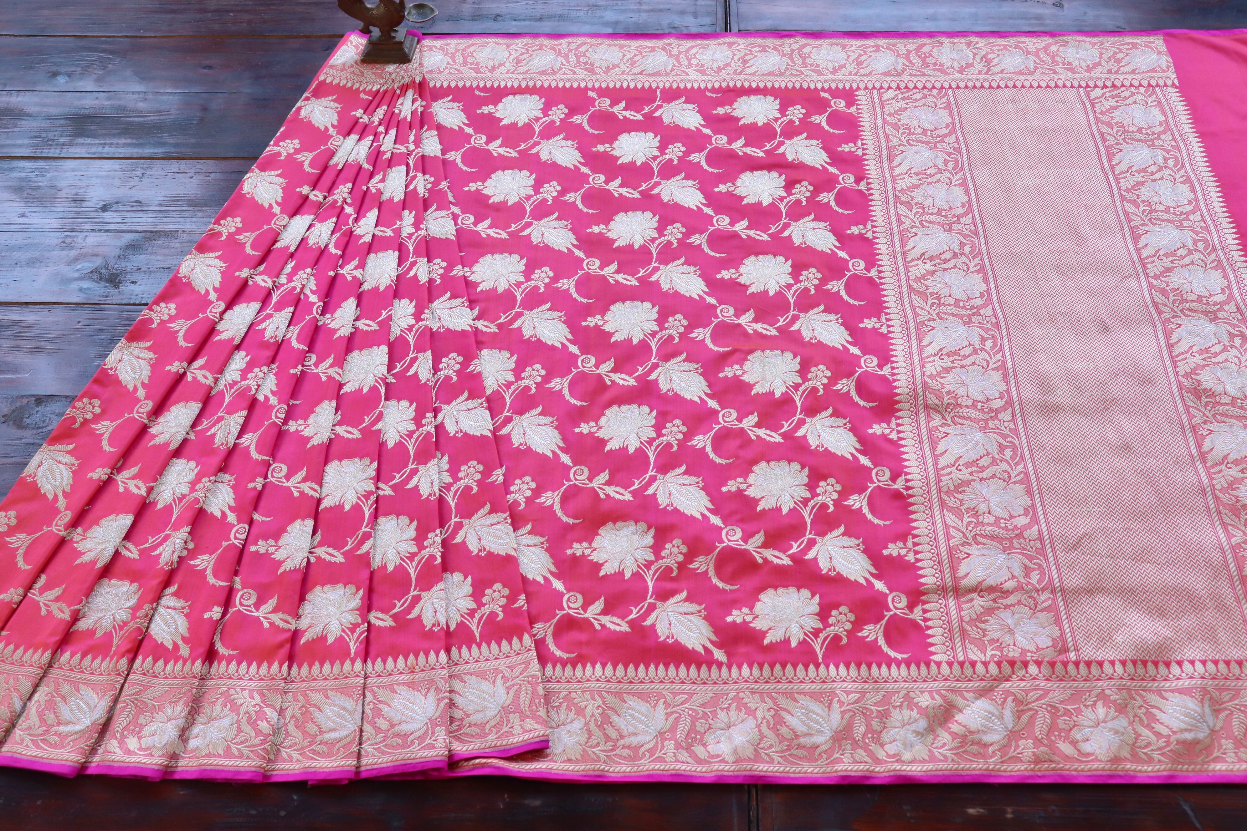 Bright Pink Chinar Jangla Pure Silk Handloom Banarasi Saree