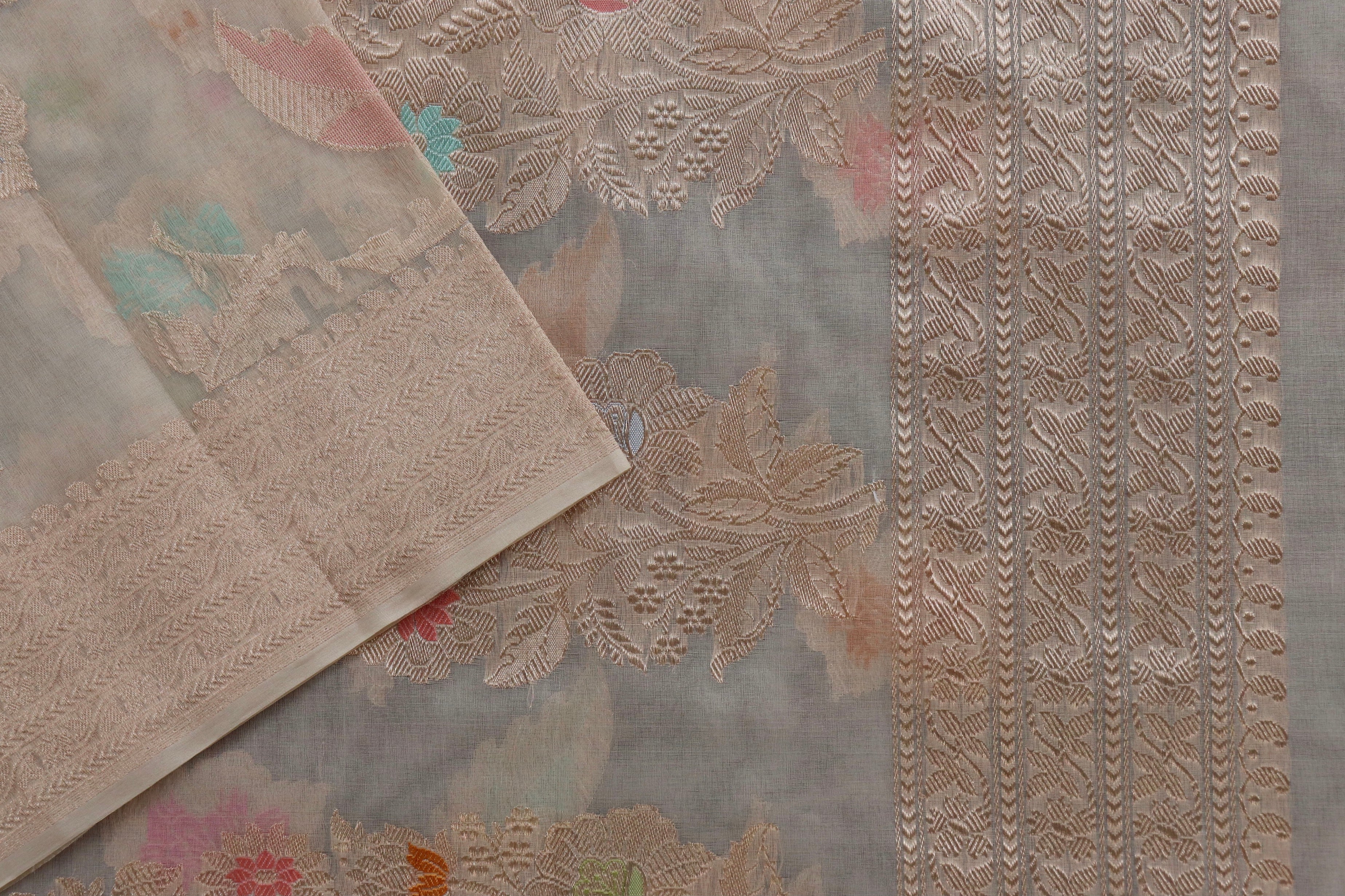 Ivory Kadhua Kora Jangla Handwoven Saree