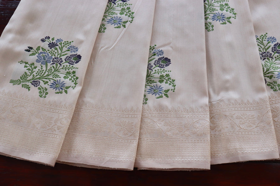 Cream Guldasta Motif Pure Katan Silk Handloom Saree