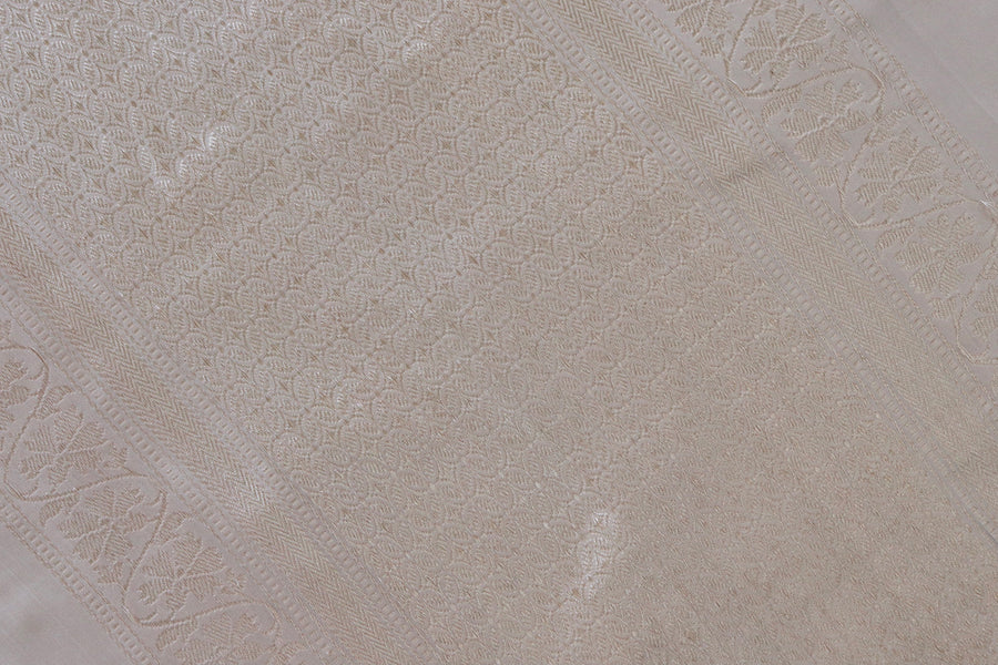Cream Guldasta Motif Pure Katan Silk Handloom Saree