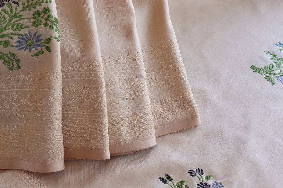 Cream Guldasta Motif Pure Katan Silk Handloom Saree