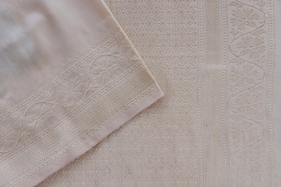 Cream Guldasta Motif Pure Katan Silk Handloom Saree