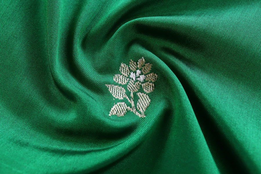 Green Kadhua Motif Pure Silk Banarasi Saree | Stuti Weaves