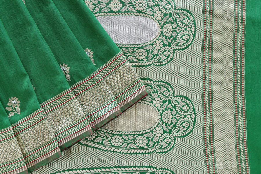 Green Kadhua Motif Pure Silk Banarasi Saree | Stuti Weaves