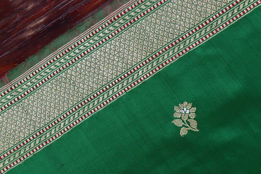 Green Kadhua Motif Pure Silk Banarasi Saree | Stuti Weaves