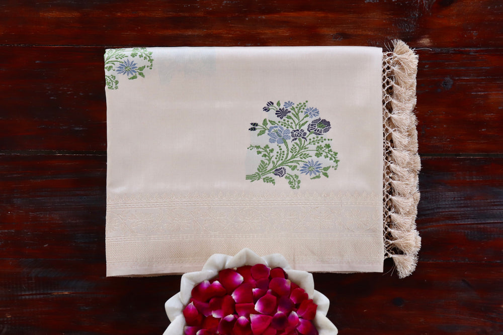 Cream handloom Banarsi saree with guldasta motifs in pure Katan silk