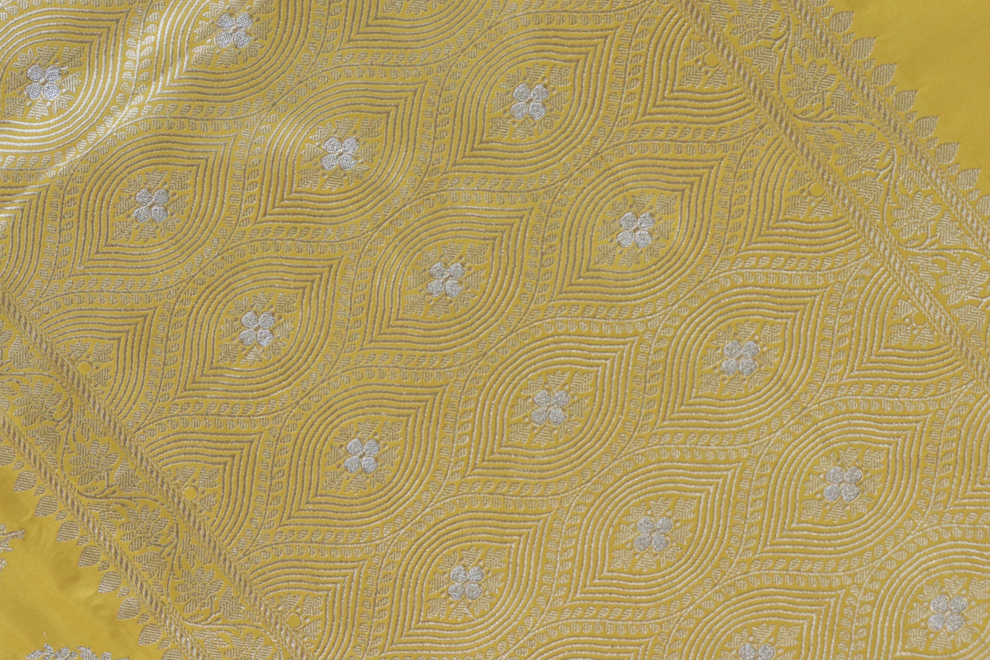 Yellow Check Pure Silk Handloom Banarasi Saree