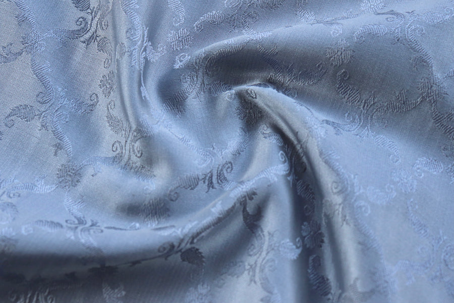 Aanchal motif on Grey Resham Tanchoi Banarasi saree