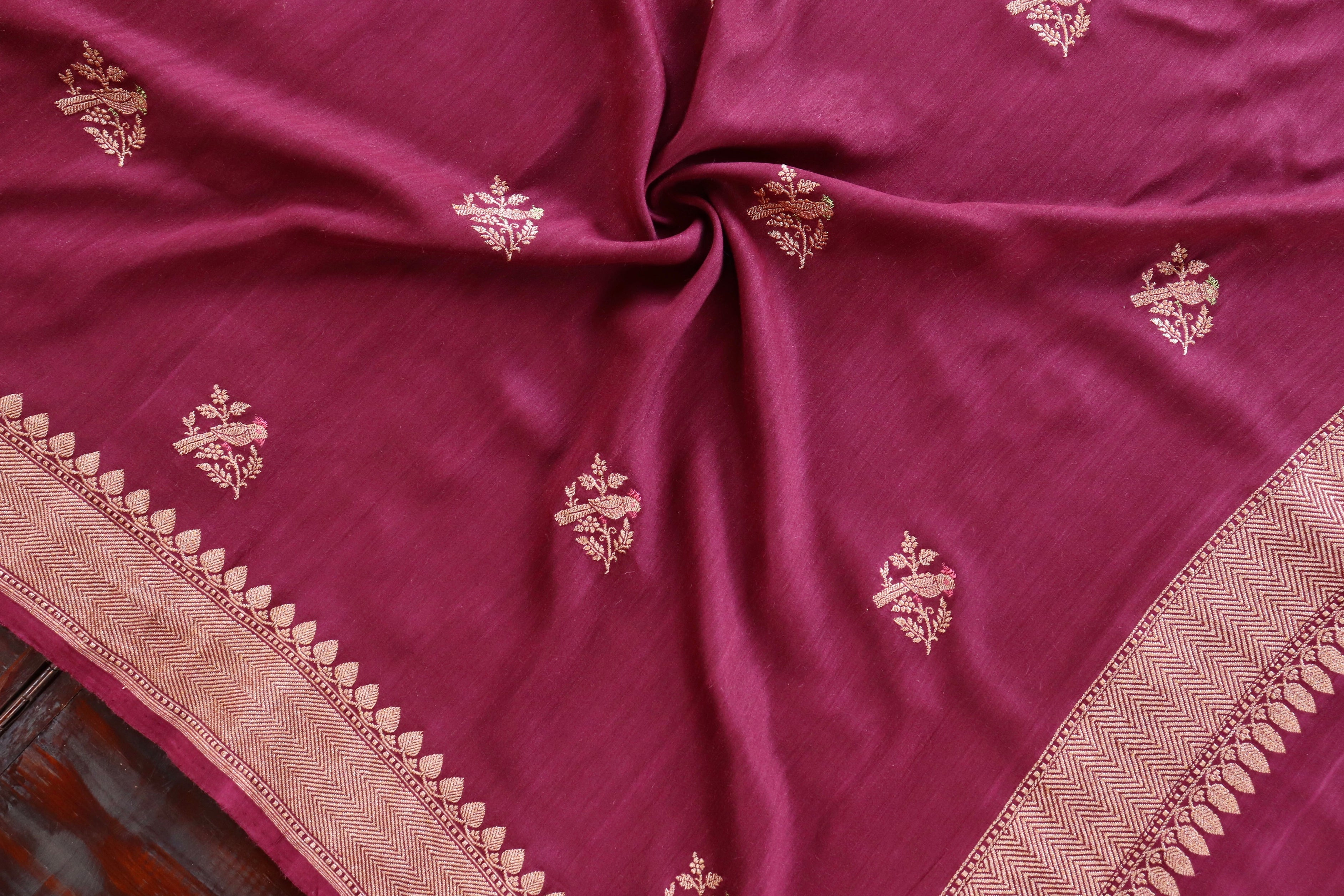 Maroon Kadhua Meenadar Munga Silk Handloom Dupatta