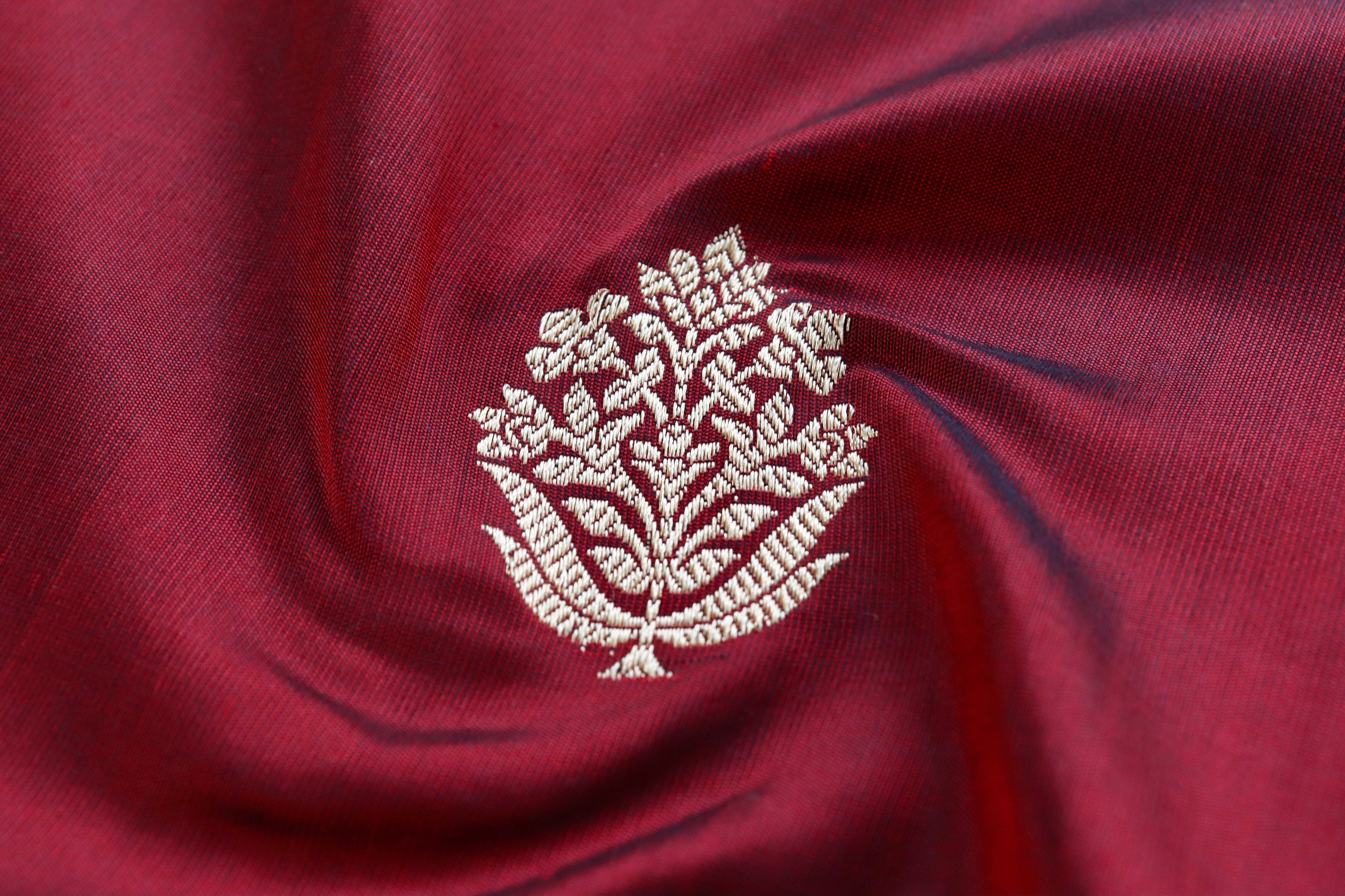 Maroon Parizaat Motif Pure Silk Handloom Banarasi Saree