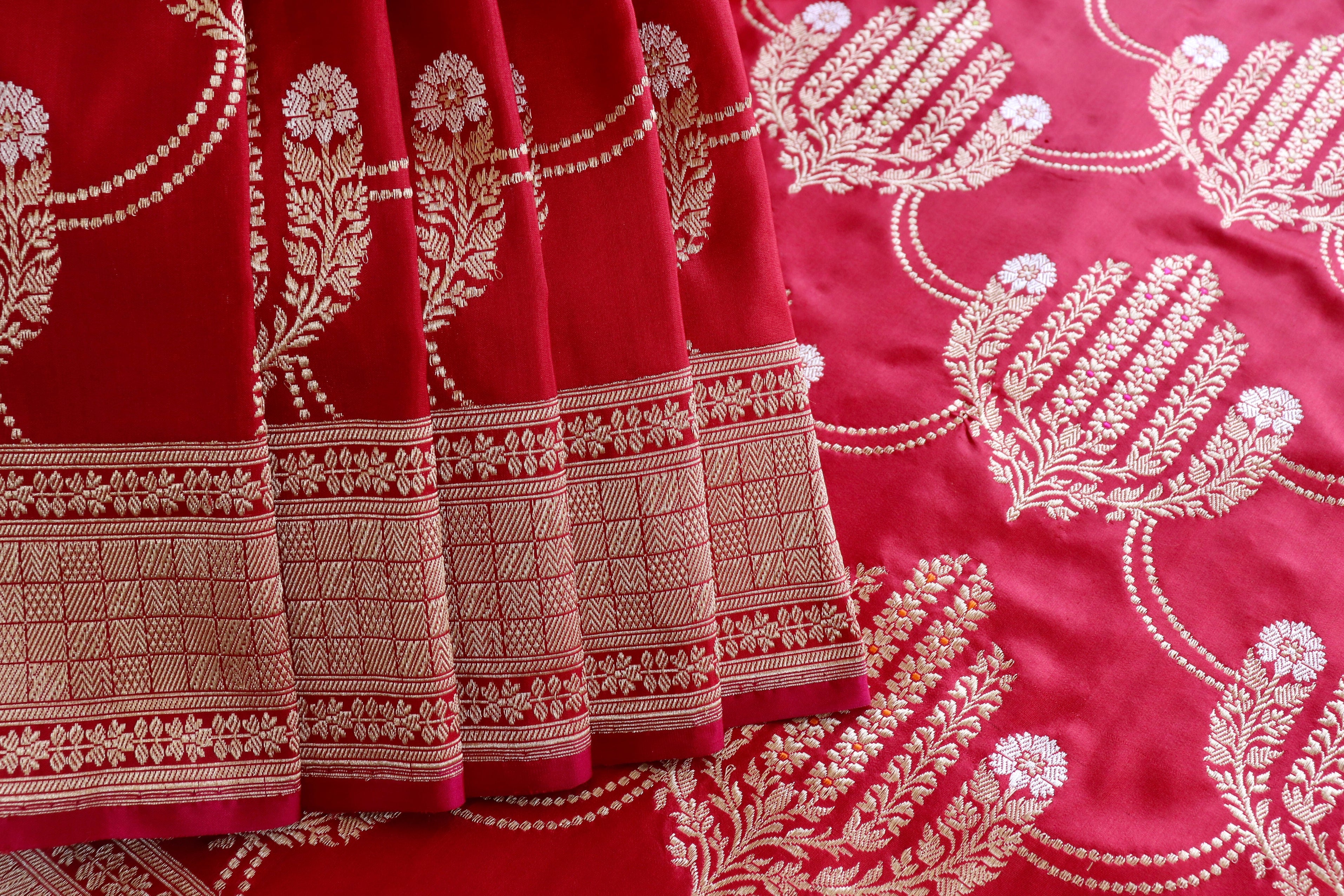 Red Meenadar Pure Silk Handloom Banarasi Jangla Saree