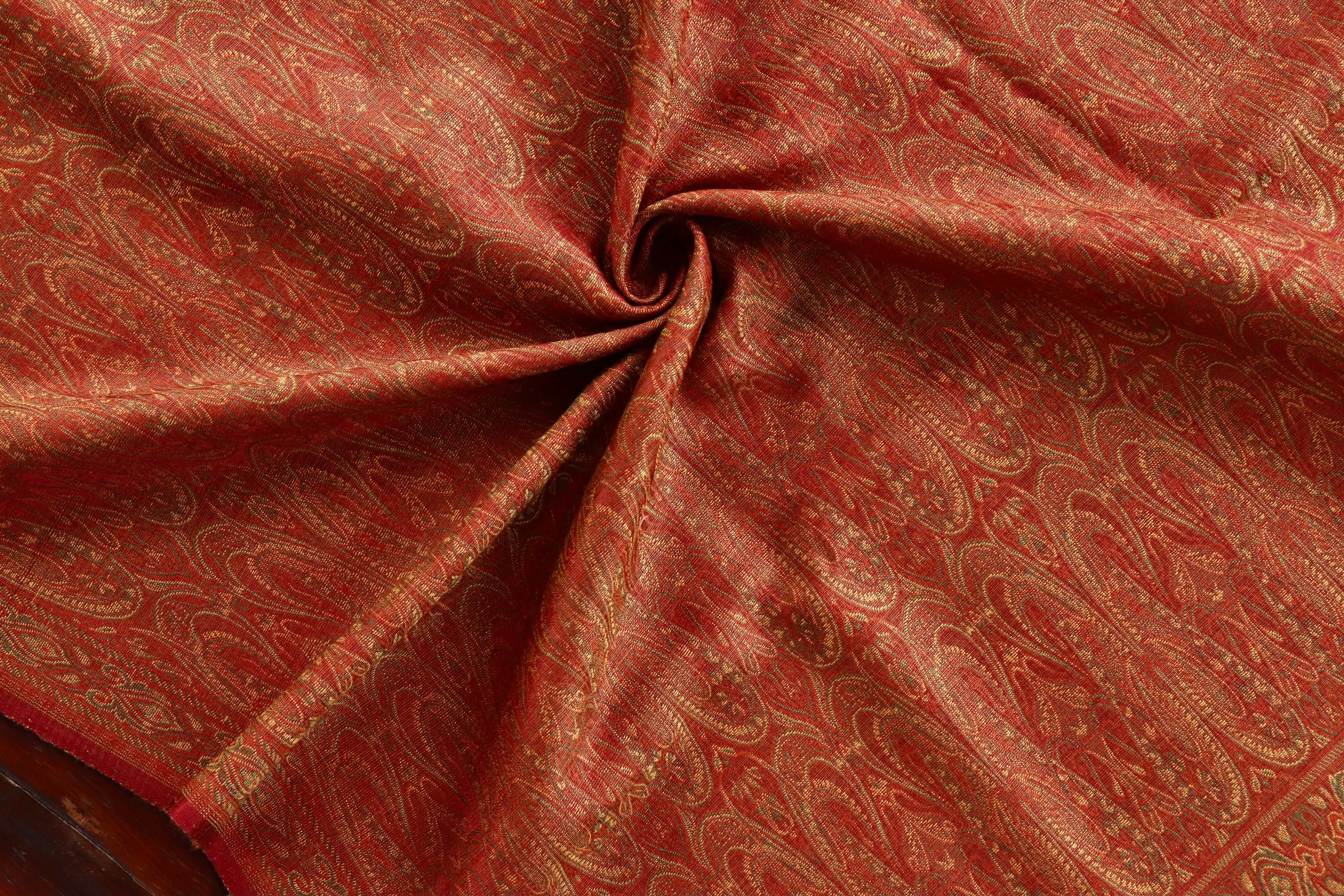 Red & Rust Pure Silk Handloom Banarasi Shawl