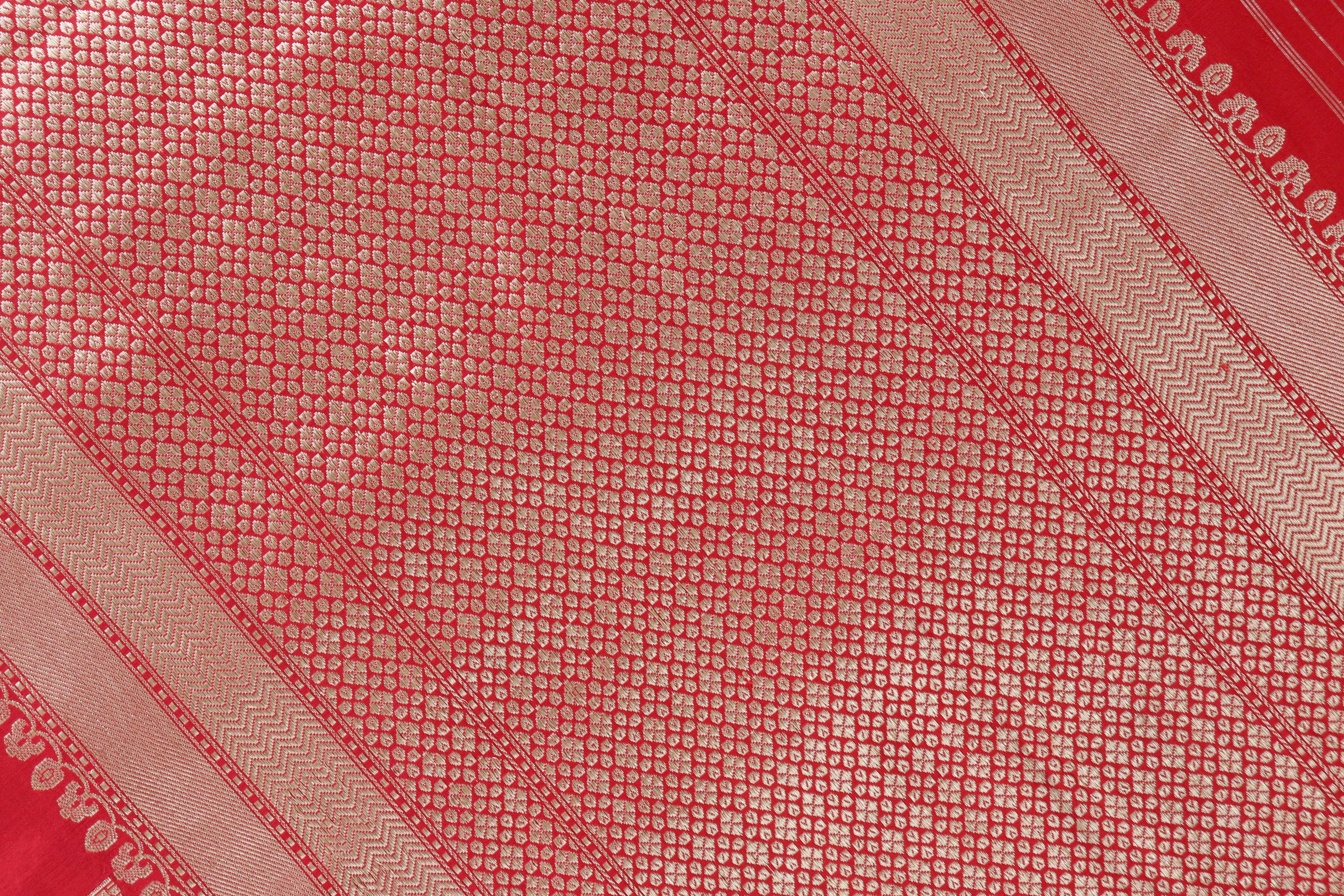Red Jangla Pure Silk Handloom Banarasi Saree