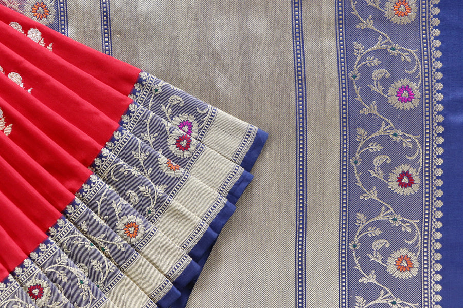Silk texture of Bright Red & Blue Sona Rupa saree
