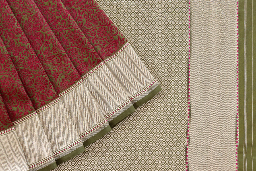 Maroon & Green Butterfly Resham Handwoven Banarasi Tanchoi Silk Saree