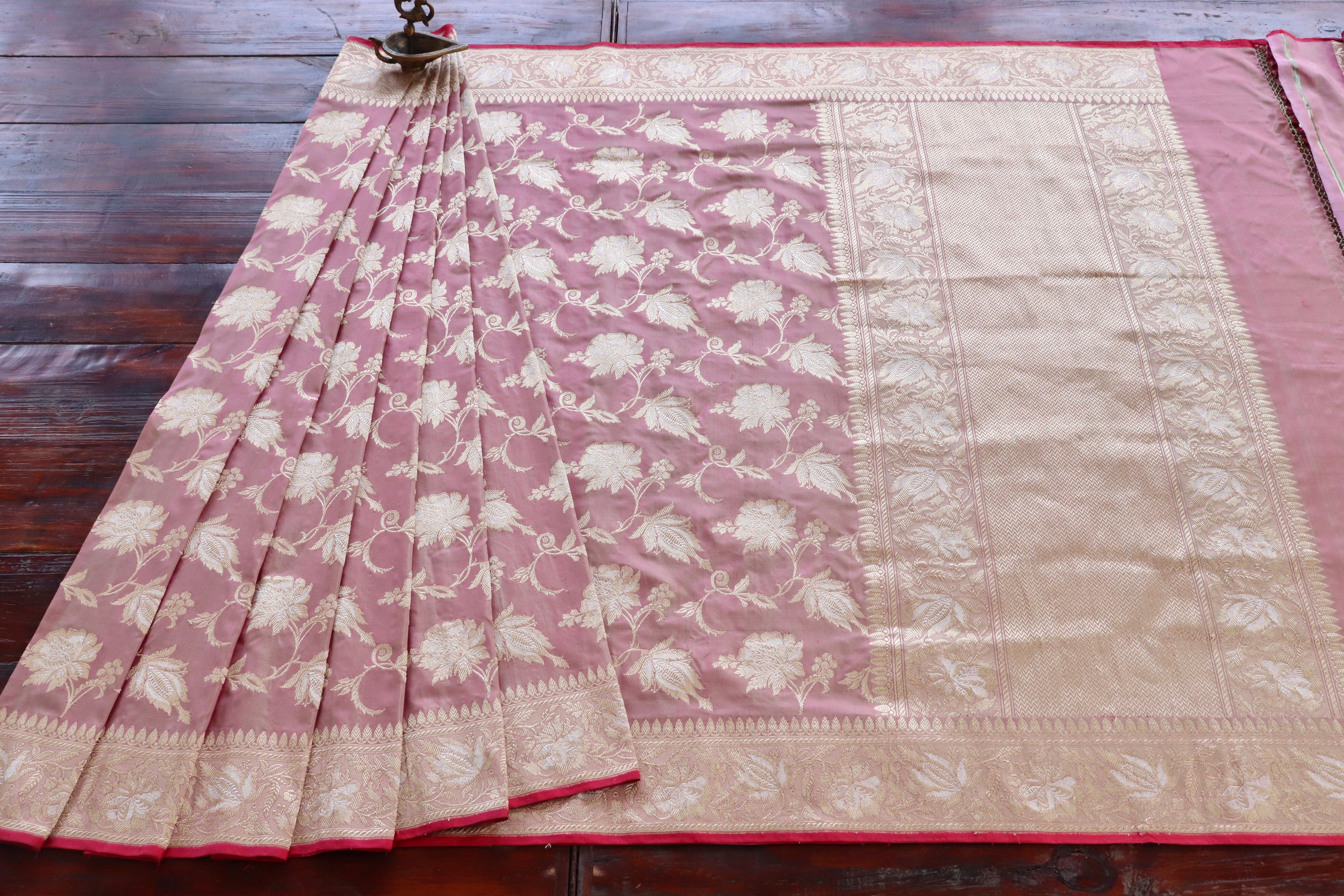 Pale Pink Chinar Jangla Pure Silk Handloom Banarasi Saree