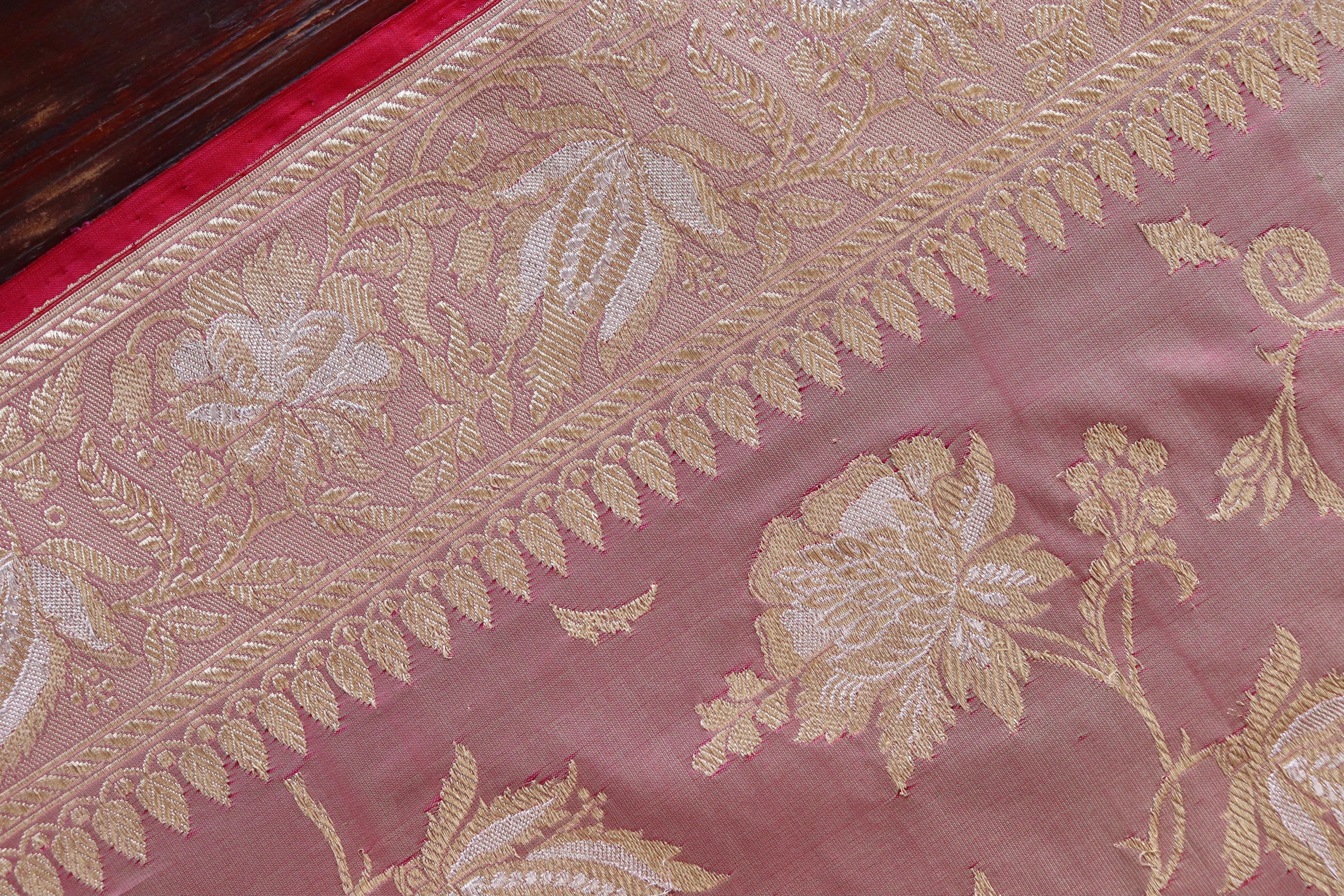 Pale Pink Chinar Jangla Pure Silk Handloom Banarasi Saree