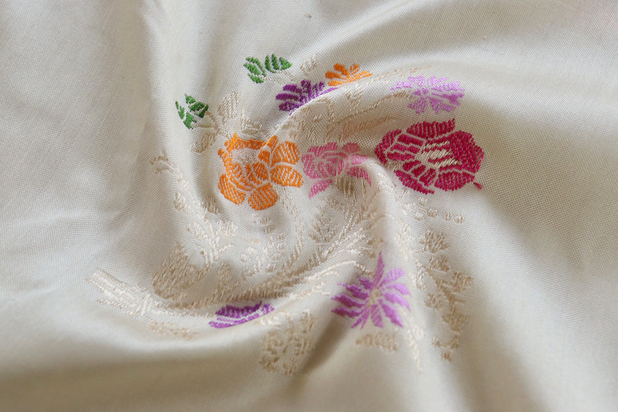 Cream Guldasta Motif Pure Katan Silk Handloom Saree