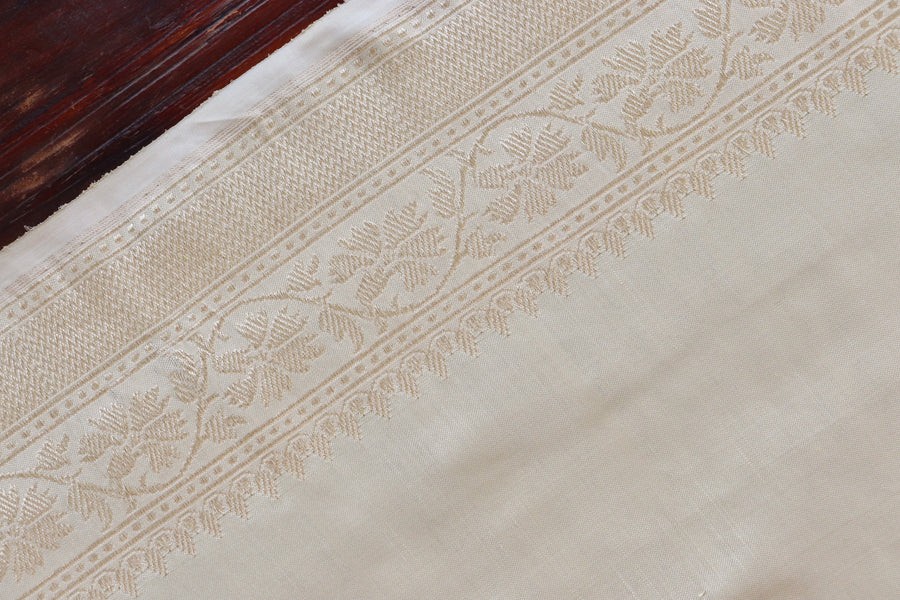 Cream Guldasta Motif Pure Katan Silk Handloom Saree