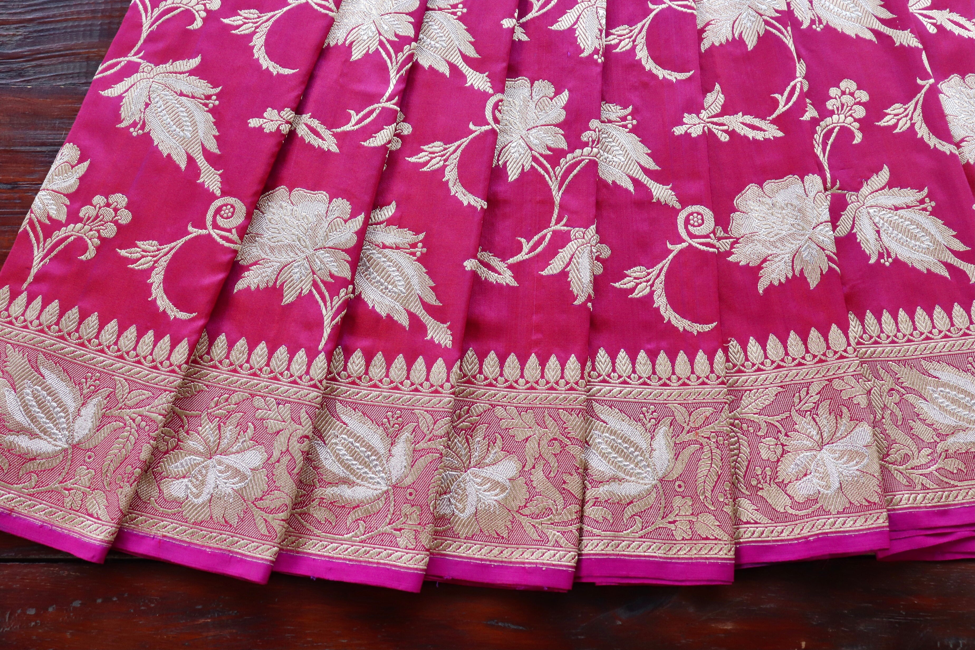 Raspberry Chinar Jangla Pure Silk Handloom Banarasi Saree